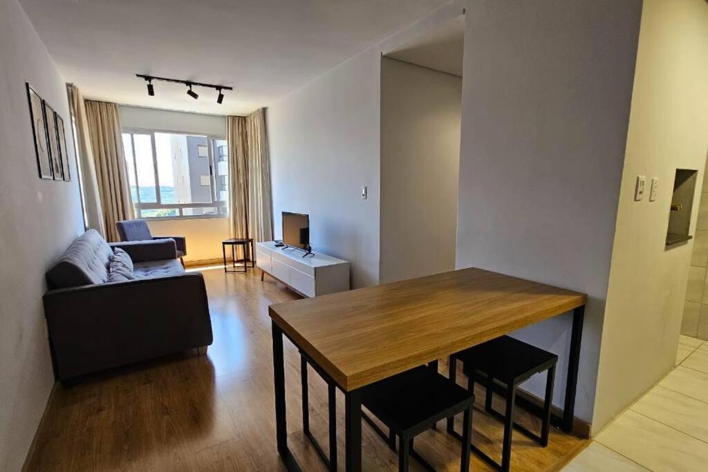 Apartamento com Vista em Excelente Localização