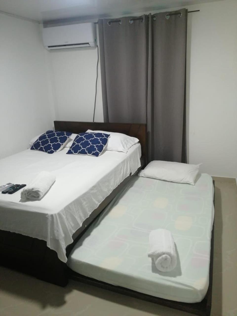 TAYLOR`S SWEET HOME