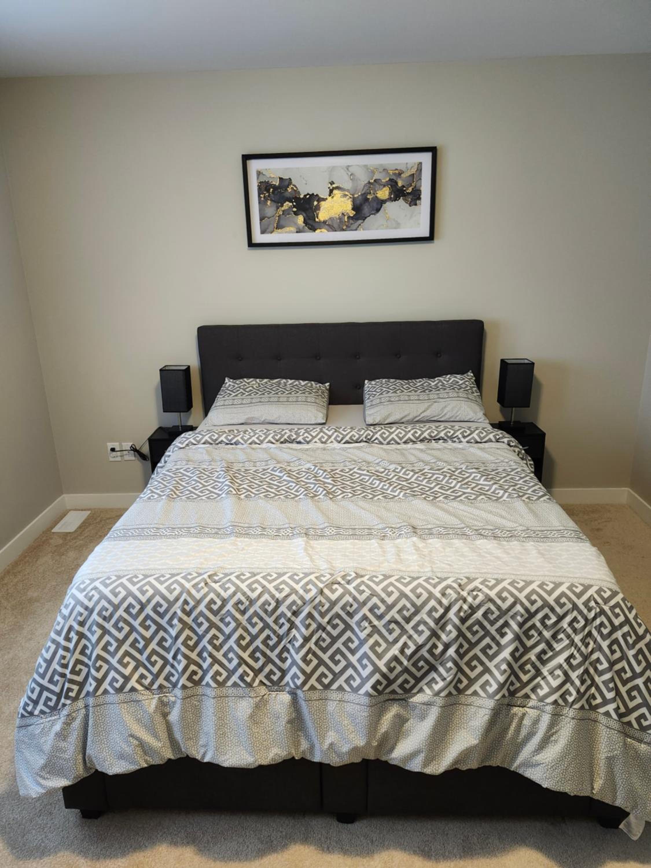 Private Room-Brand New-Budget friendly master bedroom-House