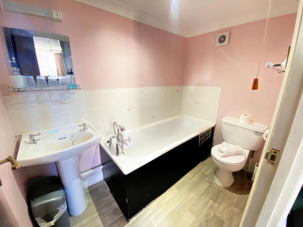 Greyfriars Lodge Canterbury, photo 52