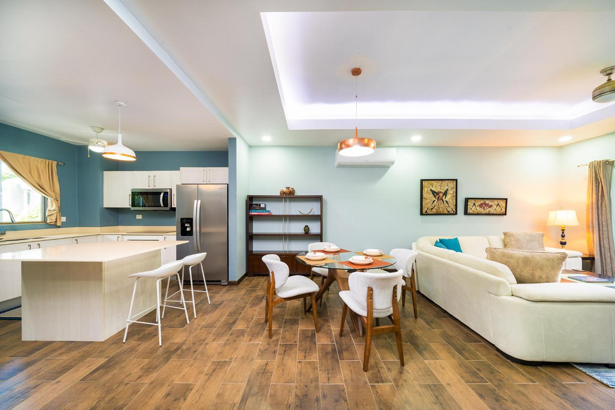 Condo Casa Blanca 7 - NEW 2 BR condo, near to the beach