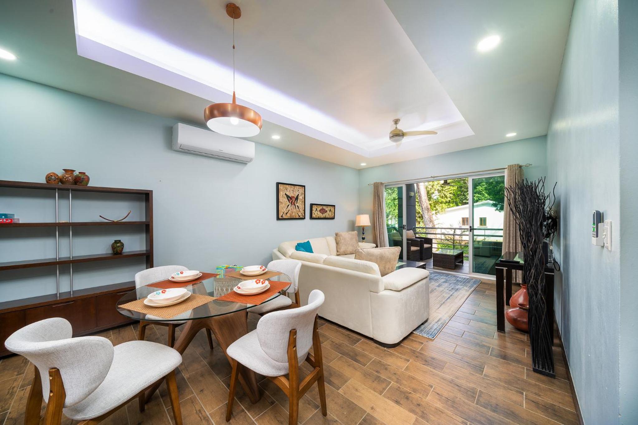 Condo Casa Blanca 7 - NEW 2 BR condo, near to the beach