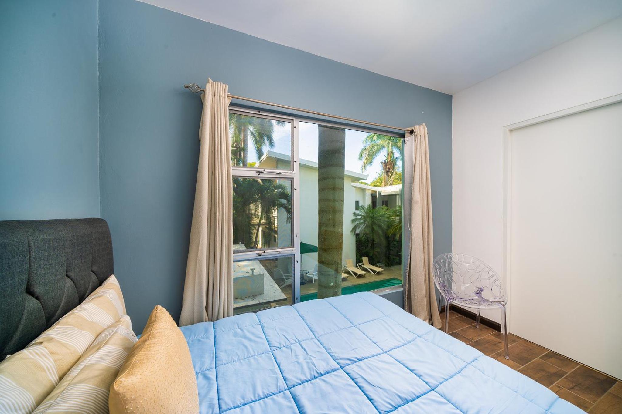 Condo Casa Blanca 7 - NEW 2 BR condo, near to the beach