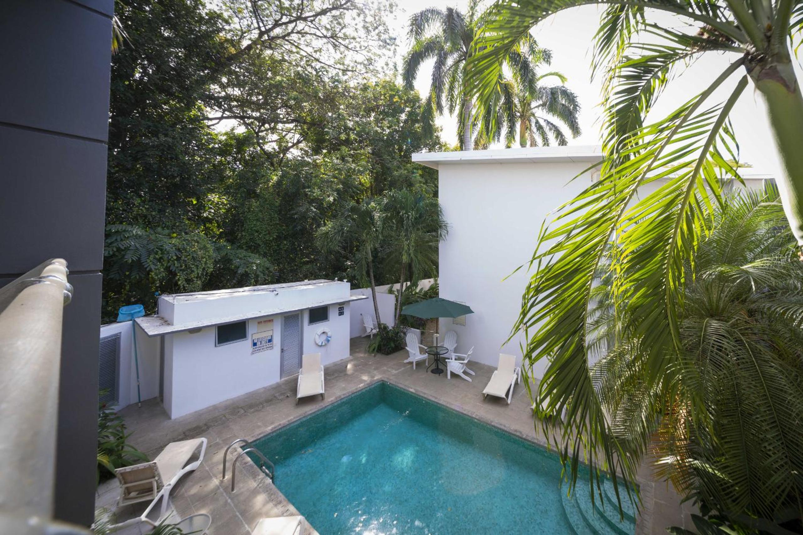 Condo Casa Blanca 7 - NEW 2 BR condo, near to the beach