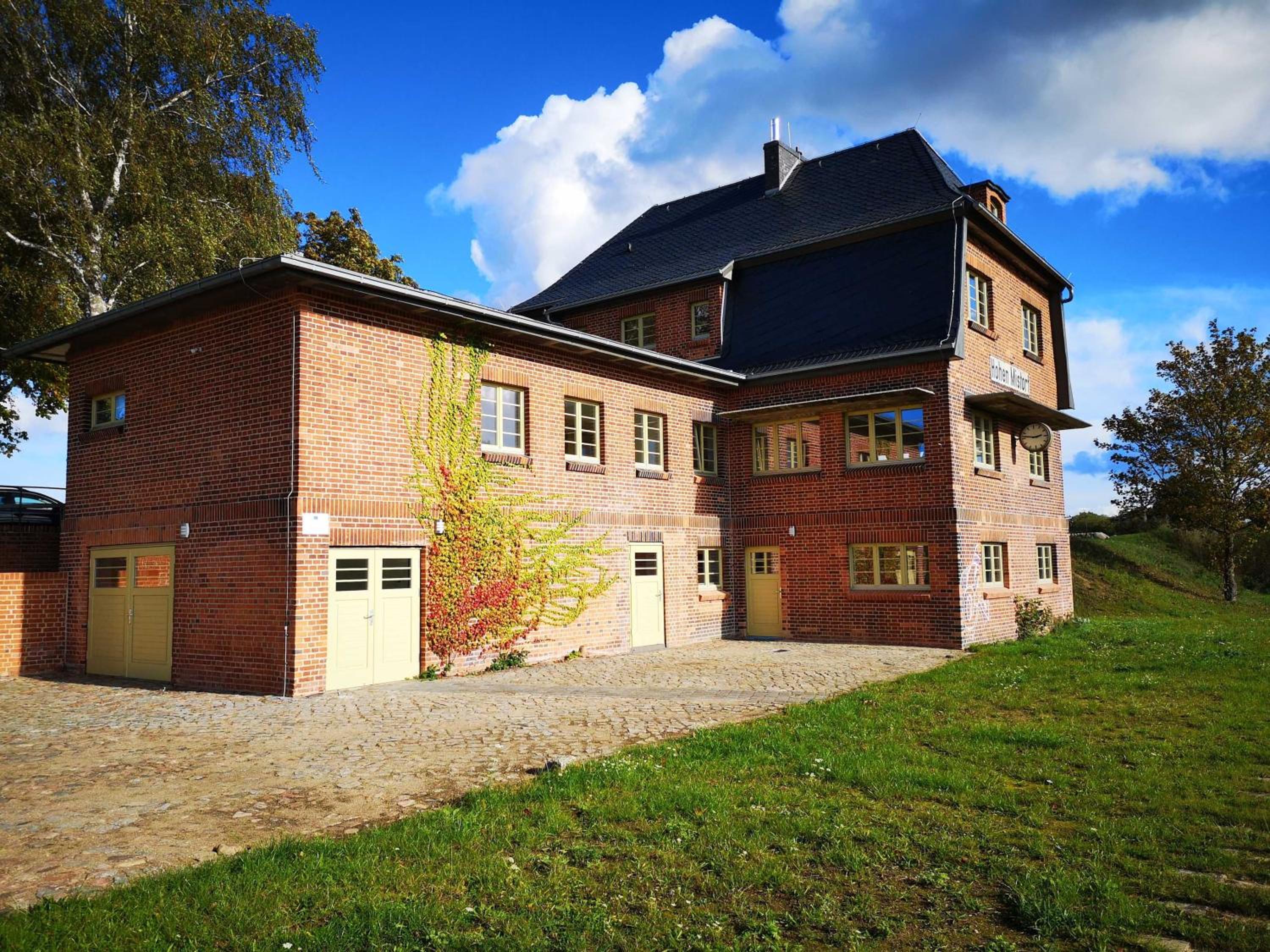 Bahnhof Hohen Mistorf - Ferienwohnungen