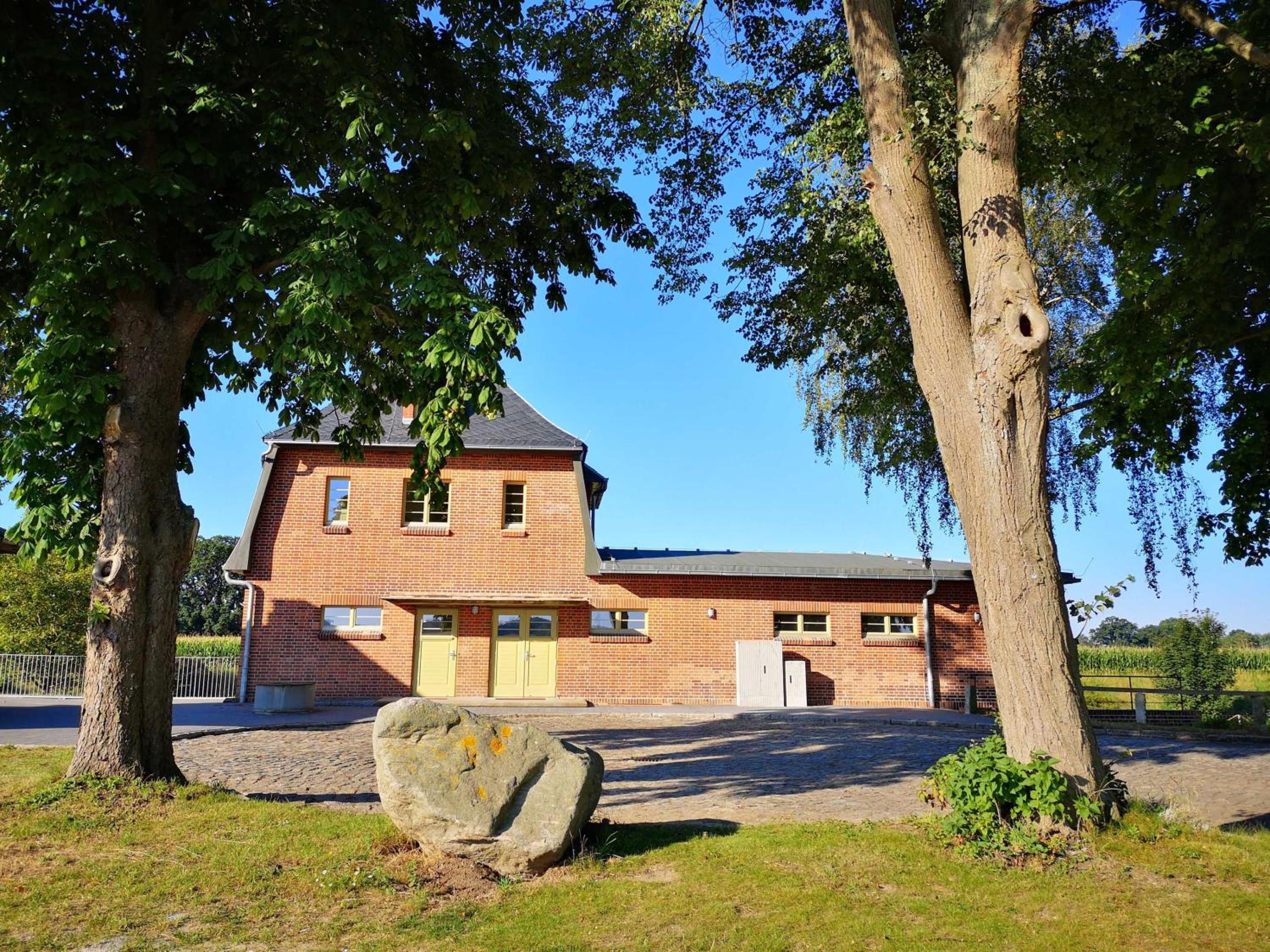 Bahnhof Hohen Mistorf - Ferienwohnungen