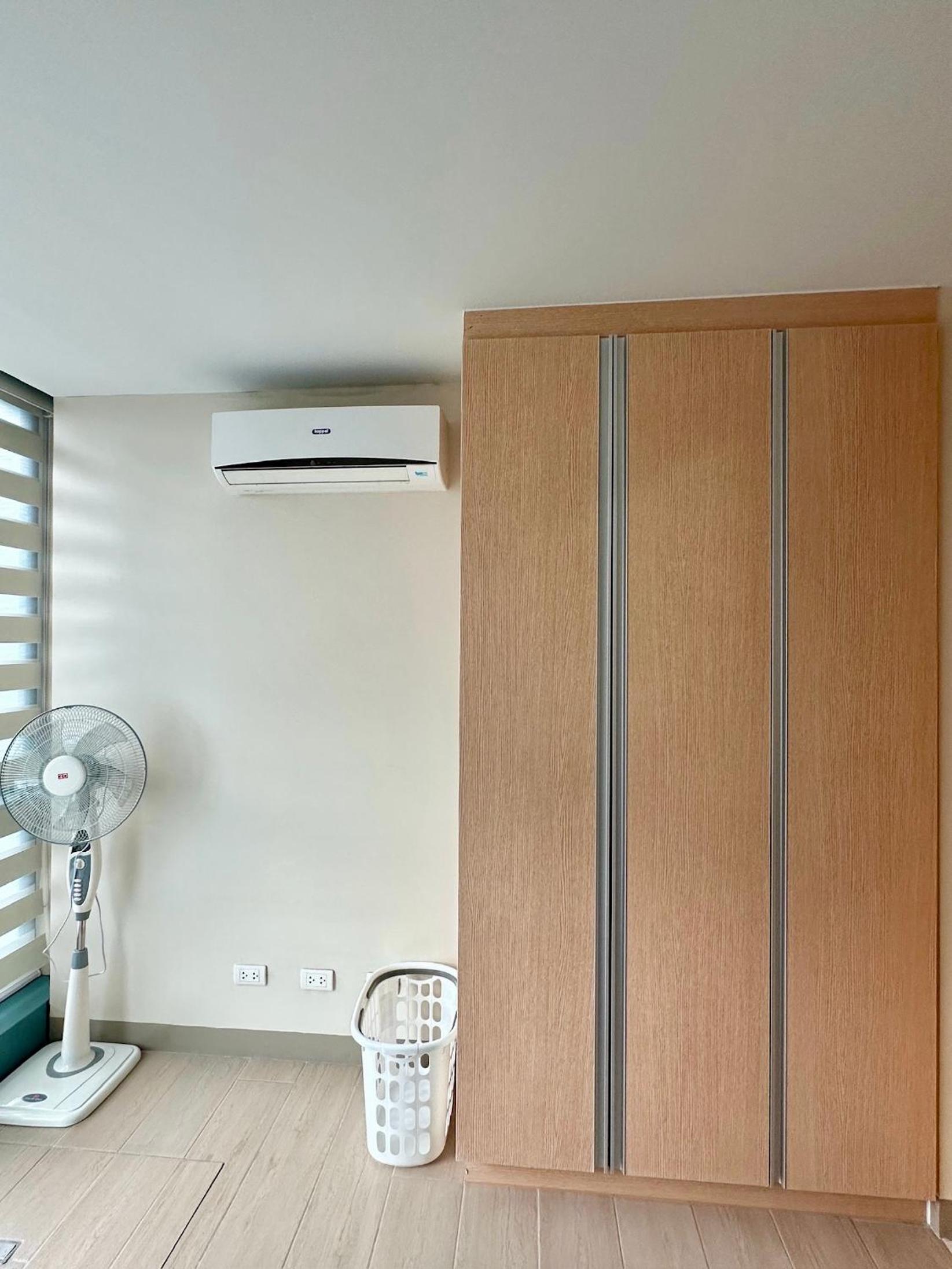 1 BR Uptown BGC Cozy Condo Netflix 200Mb Wi-Fi