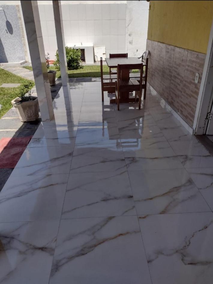 CASA EM PRAIA SECA