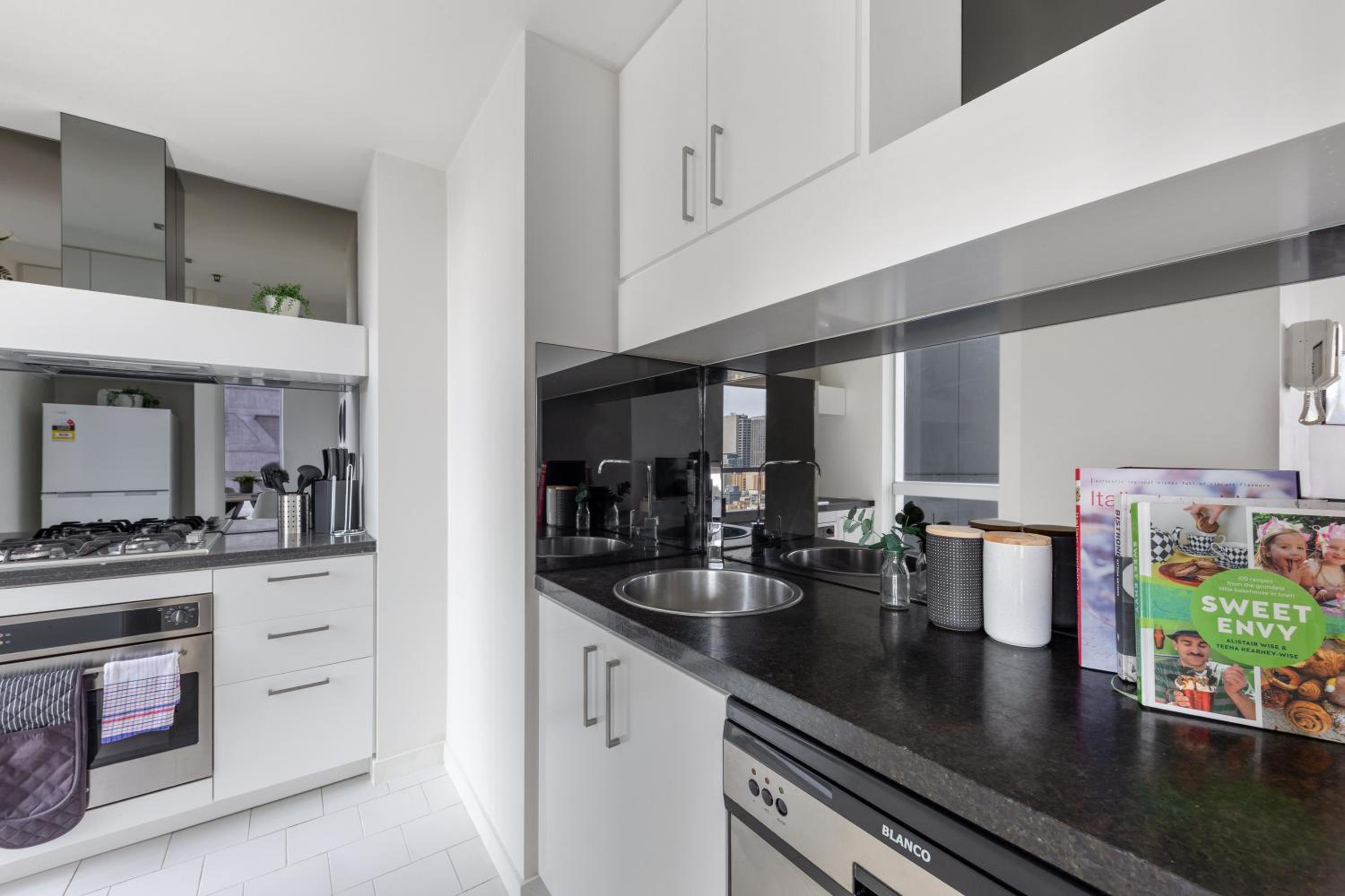 Nook Melbourne Apartments : Jane Bell Lane - Melbourne CBD
