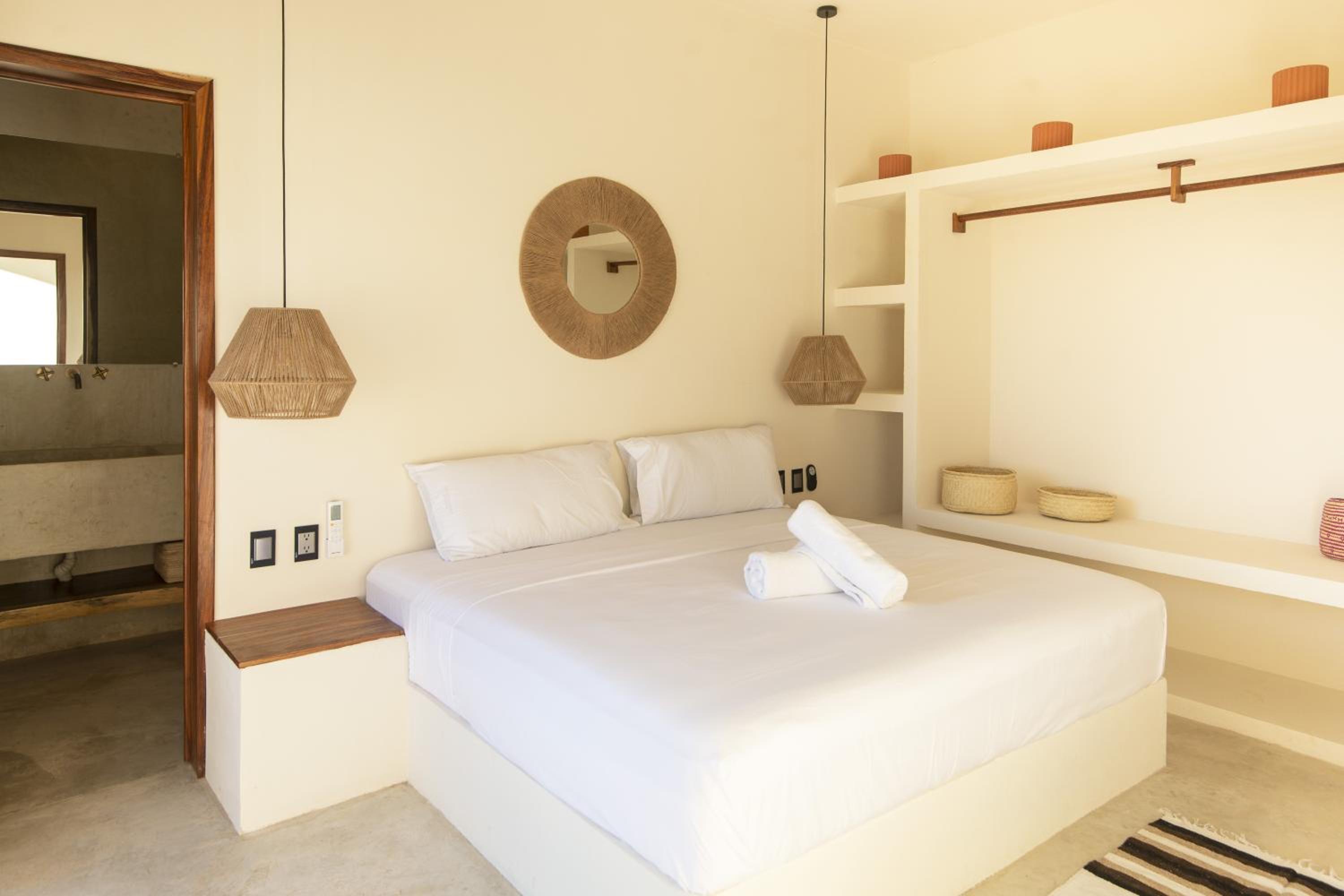 La petite Casa - Luxury home close to La Punta view 4