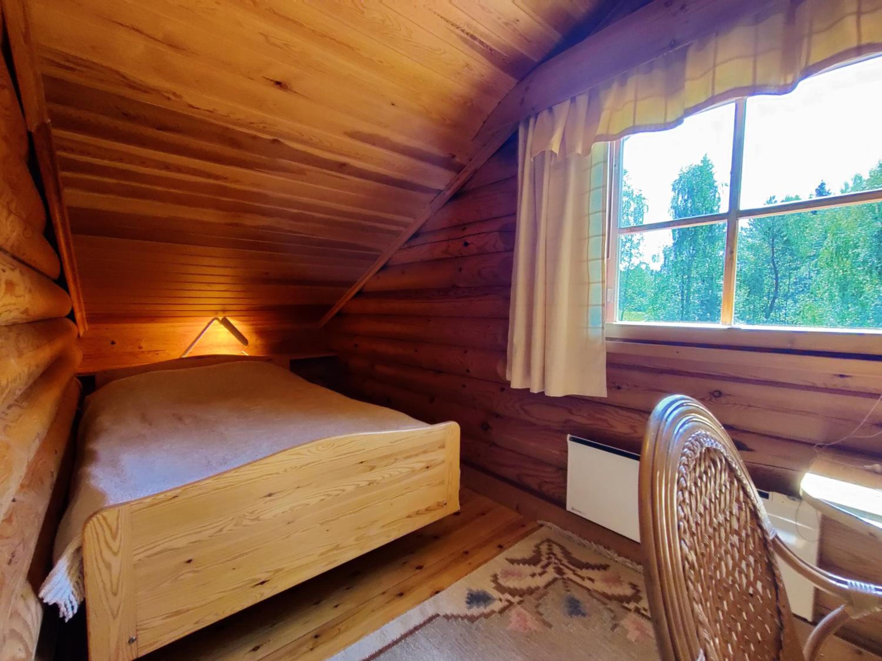 Aapishovi Chalet