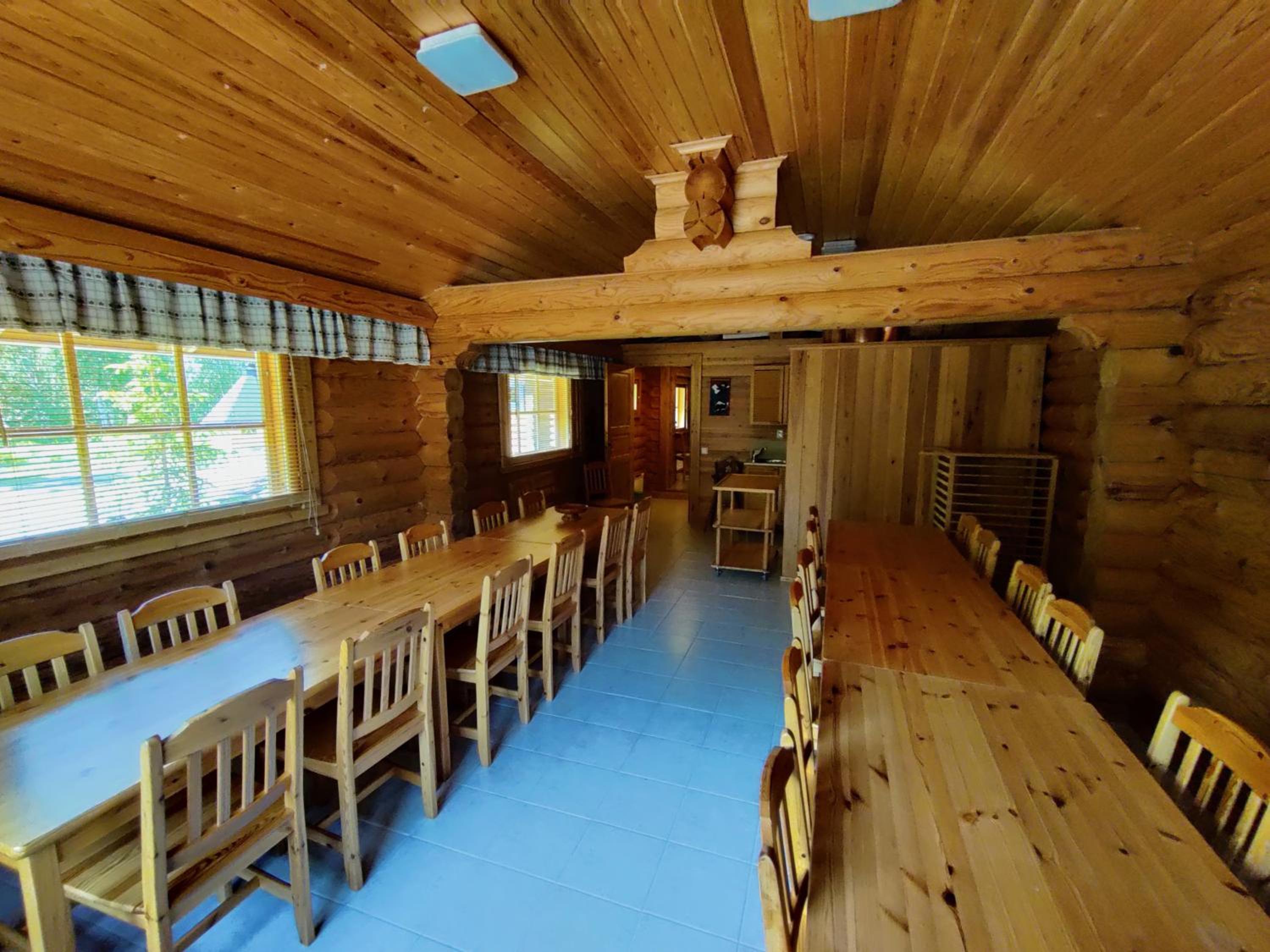 Aapishovi Chalet
