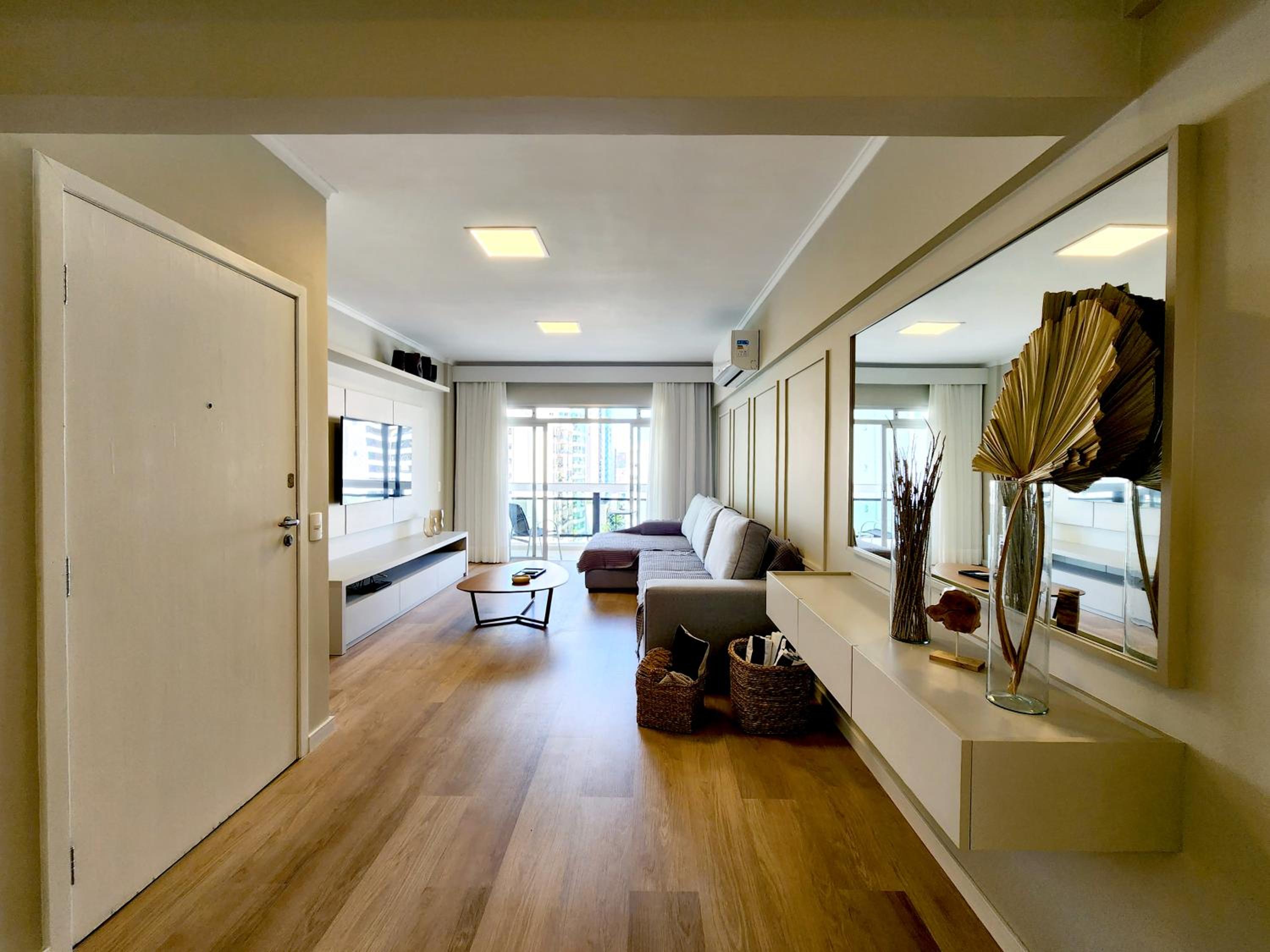 Balneário Camboriú Alto padrão Av Atlântica