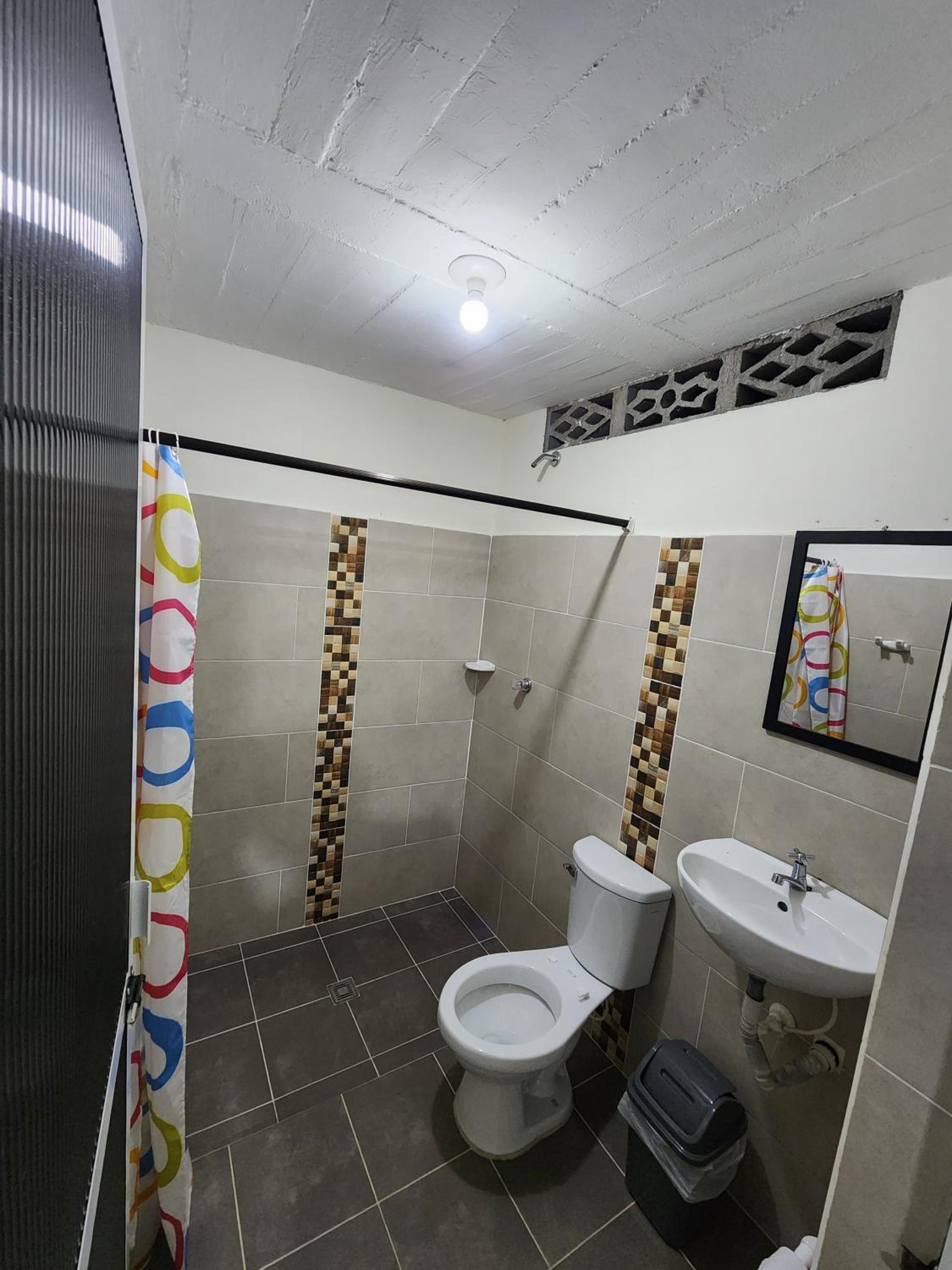 Hostal SHELTER LA PERLA - San luis, Antioquia, Colombia