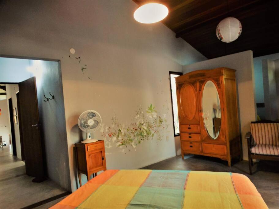 Casa Caju em Imbassai arejada tranquila e bem localizada para famílias e amigos