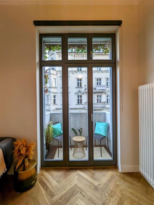 Modern building with vertical garden & 2 bedrooms