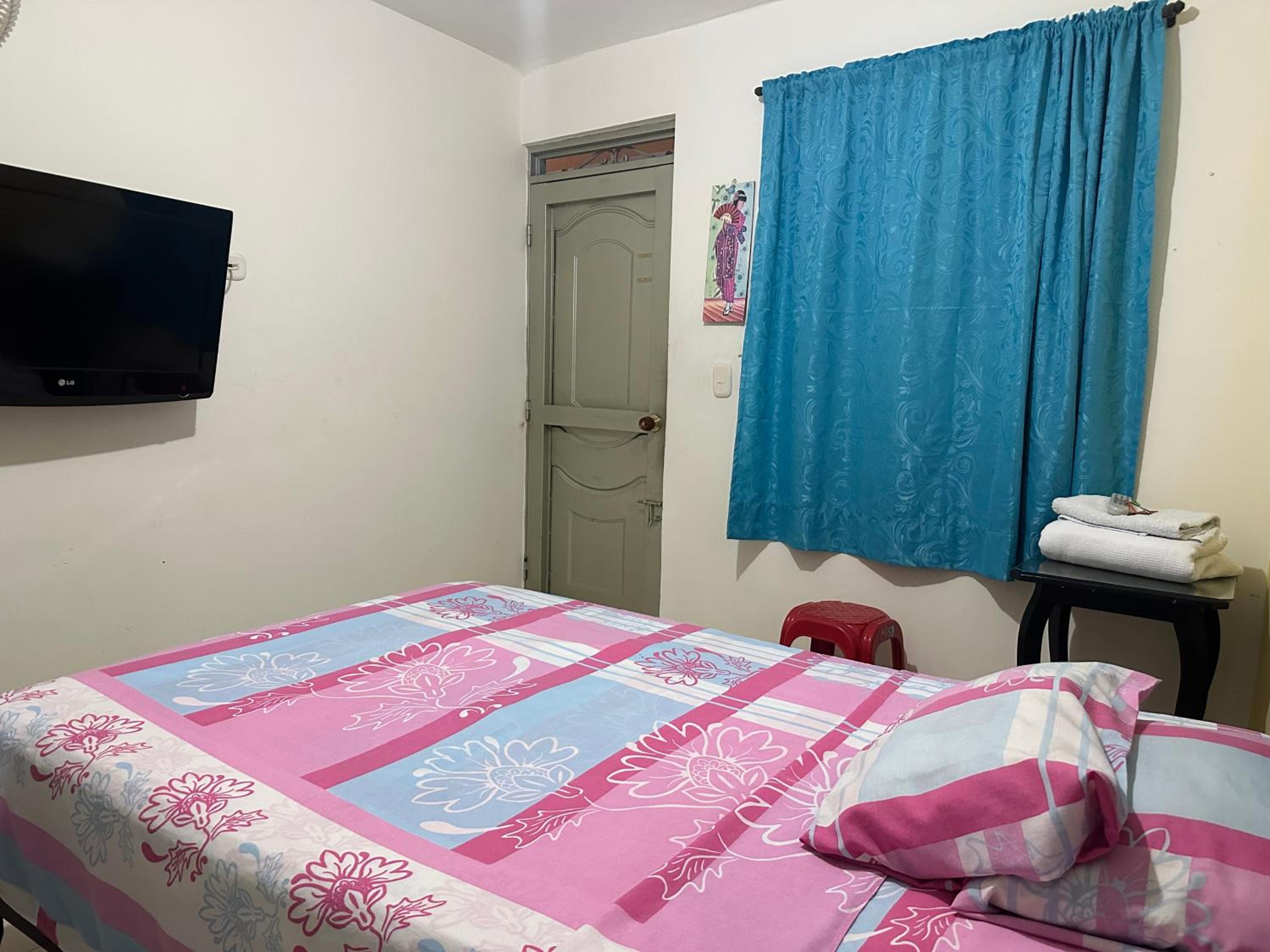 LAS CAMELIAS APARTAHOTEL - La Virginia Risaralda
