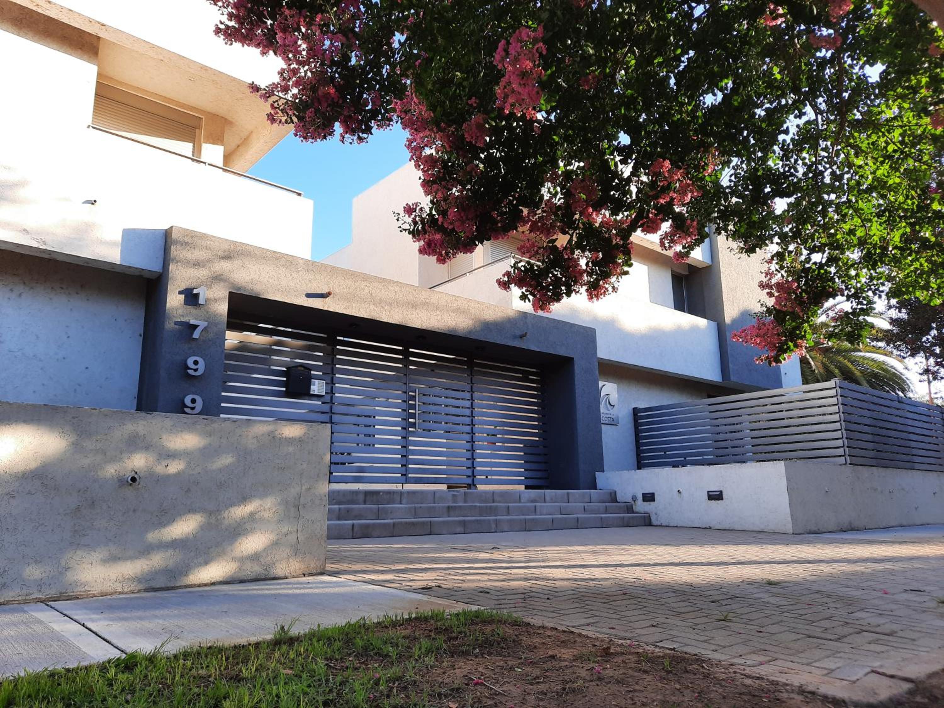 Housing de la Costa