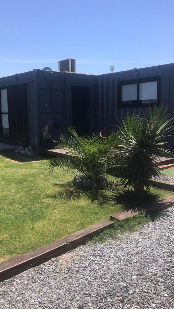 Casa container con pileta a 4 cuadras de la playa