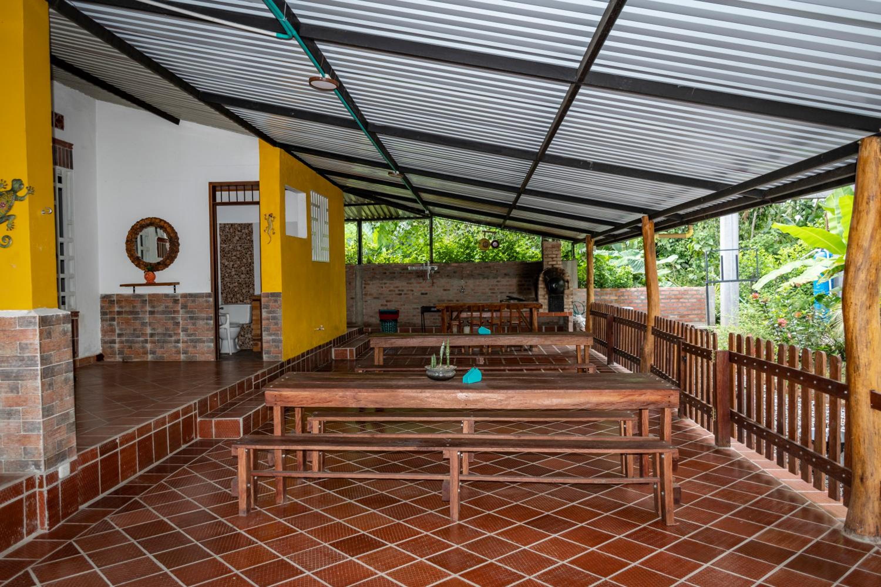 Hacienda Mi Rancho