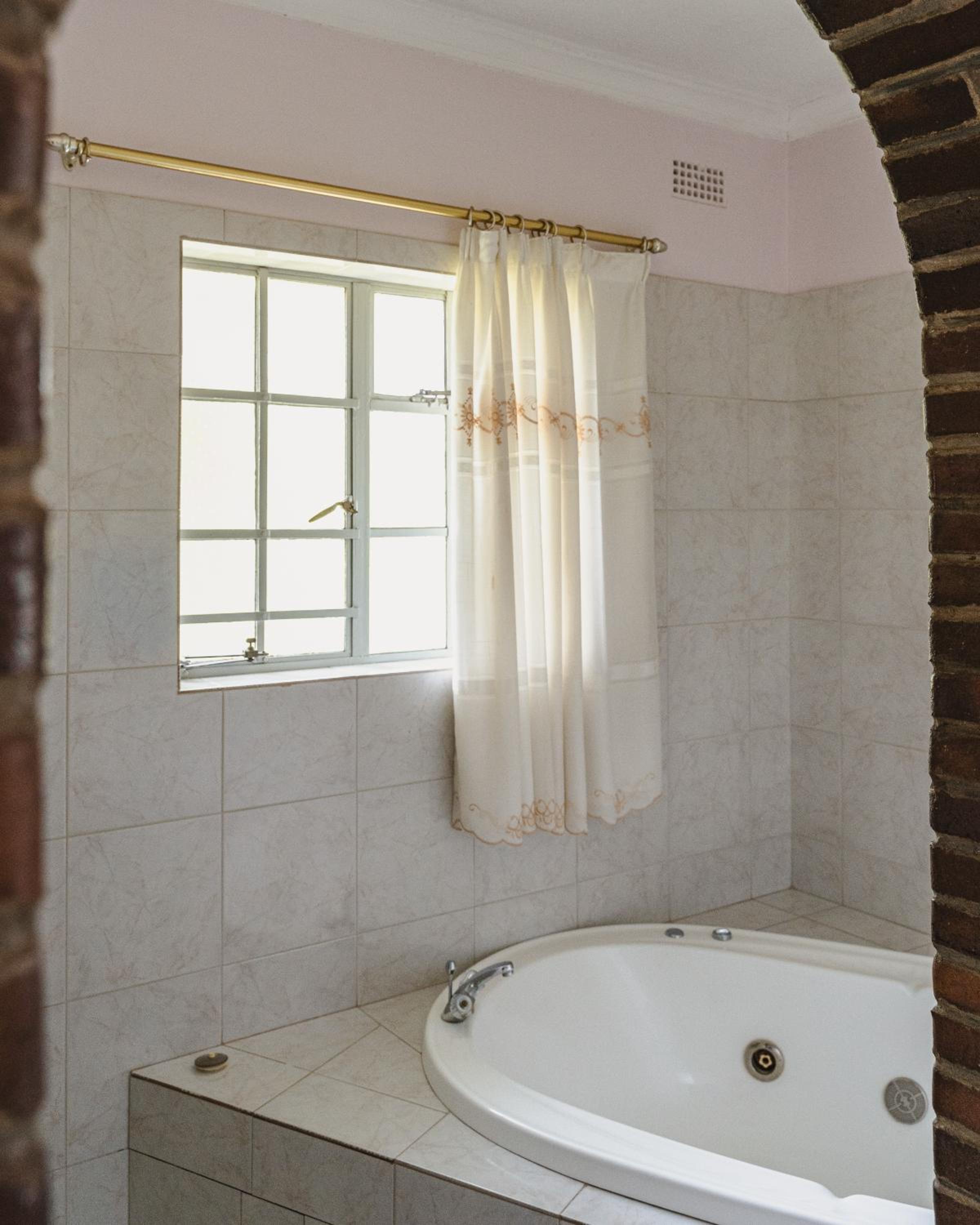 Jacaranda Lodge