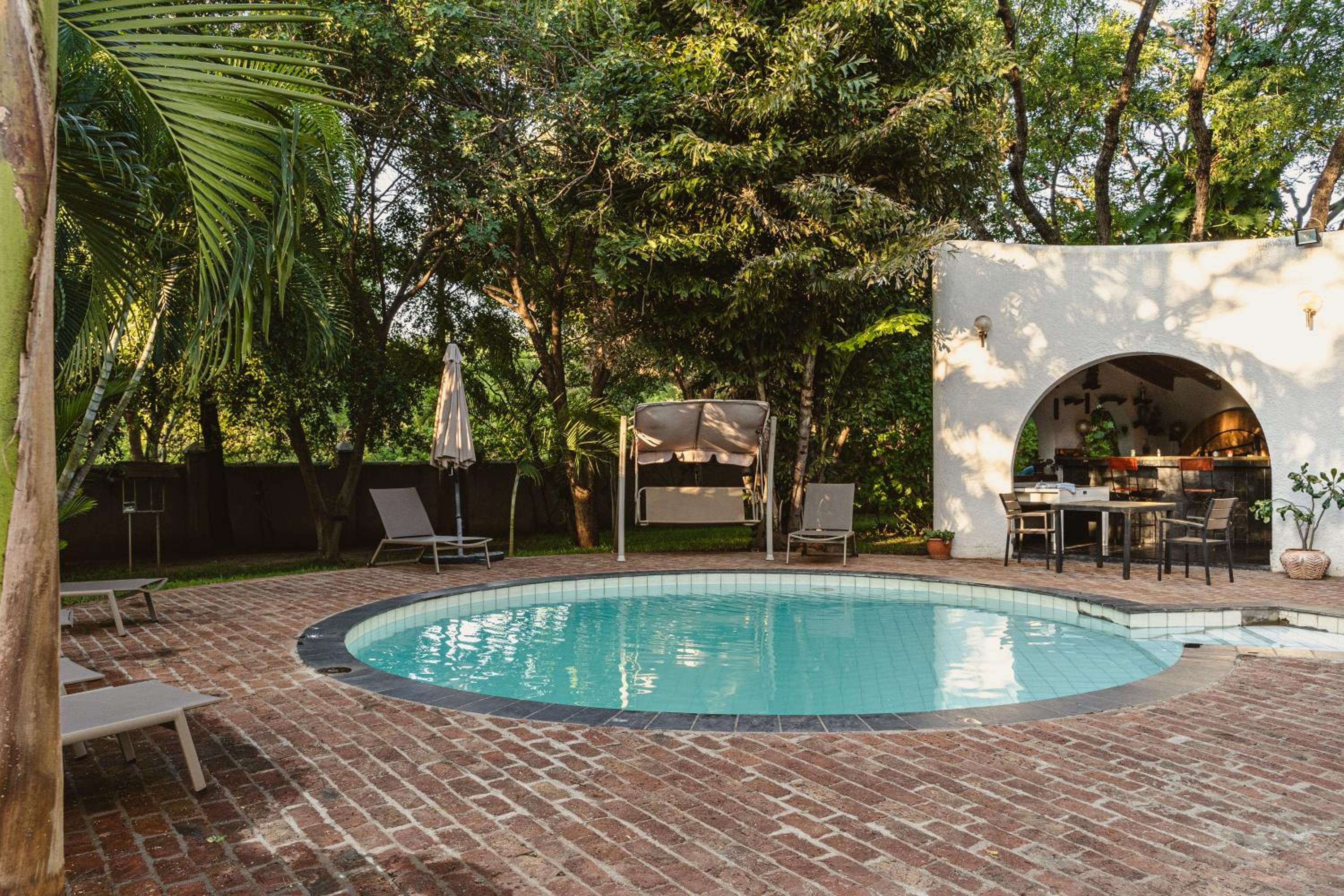 Jacaranda Lodge