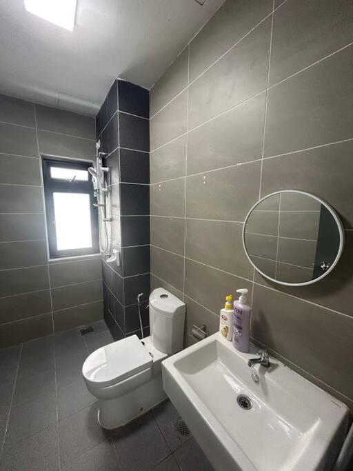 2-bedroom suite 3-4pax big pool photo 5