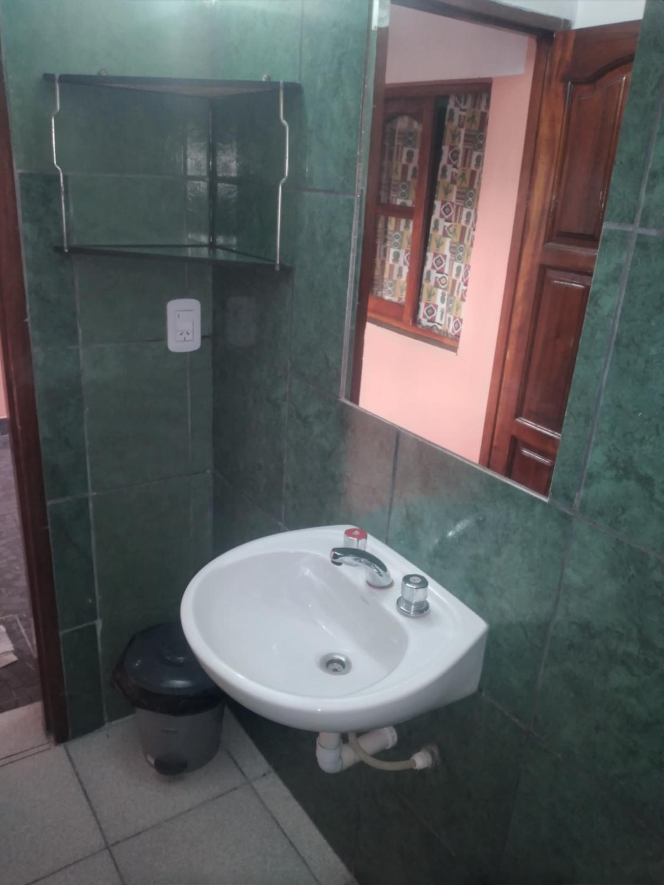 HOSTAL LUCERO