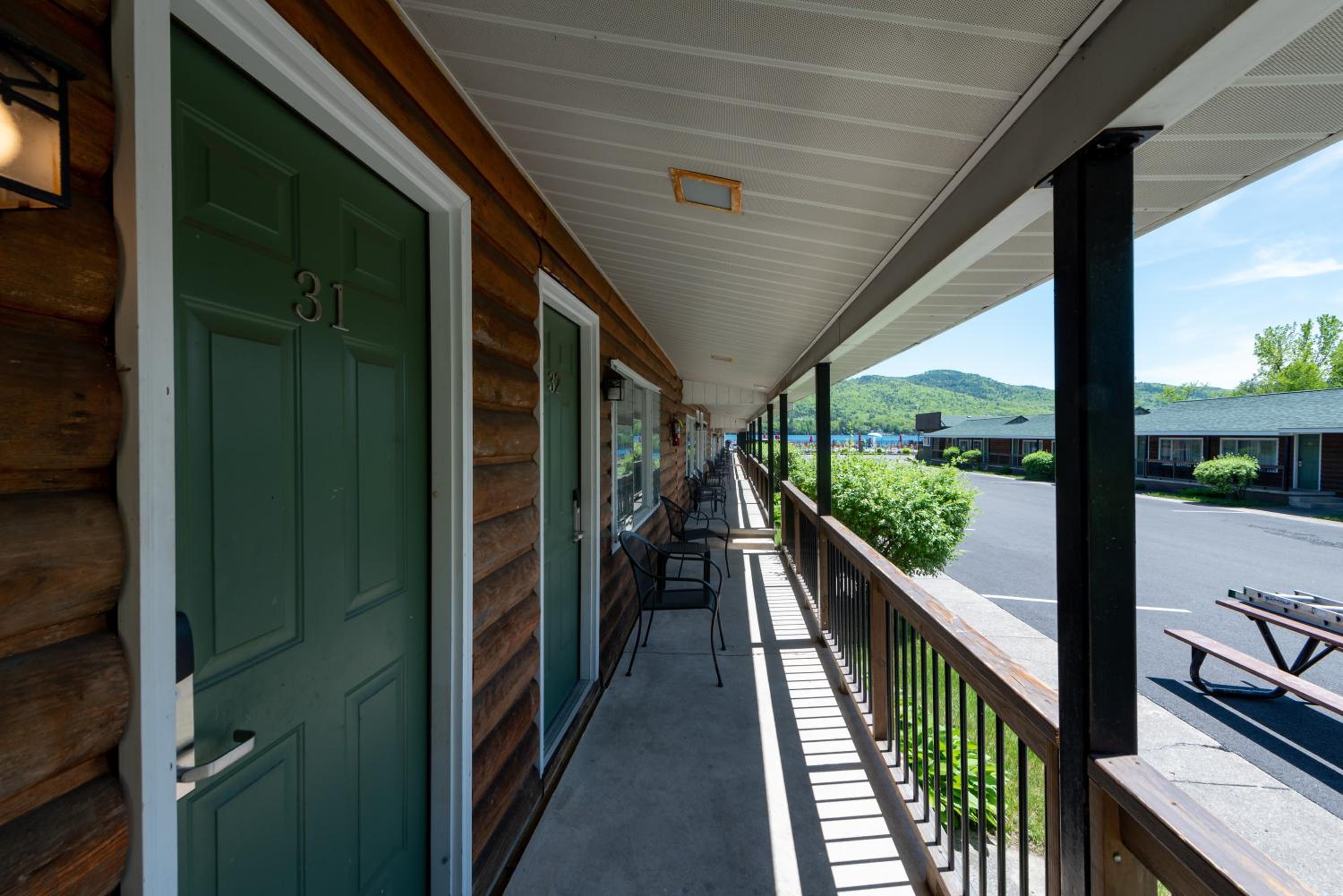 Scotty's Lakeside Resort