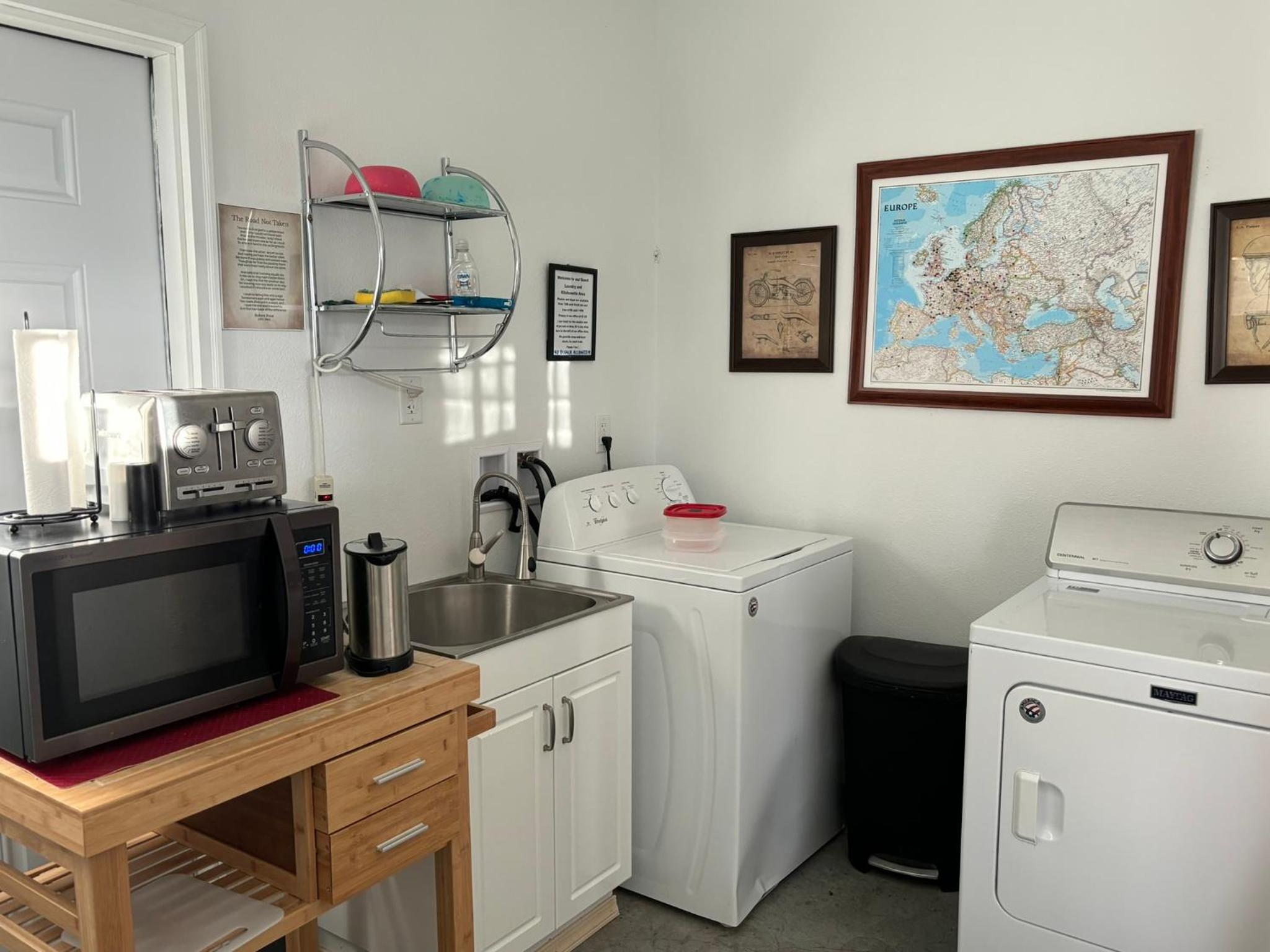 Eycat Lodging Company - Property Image 1