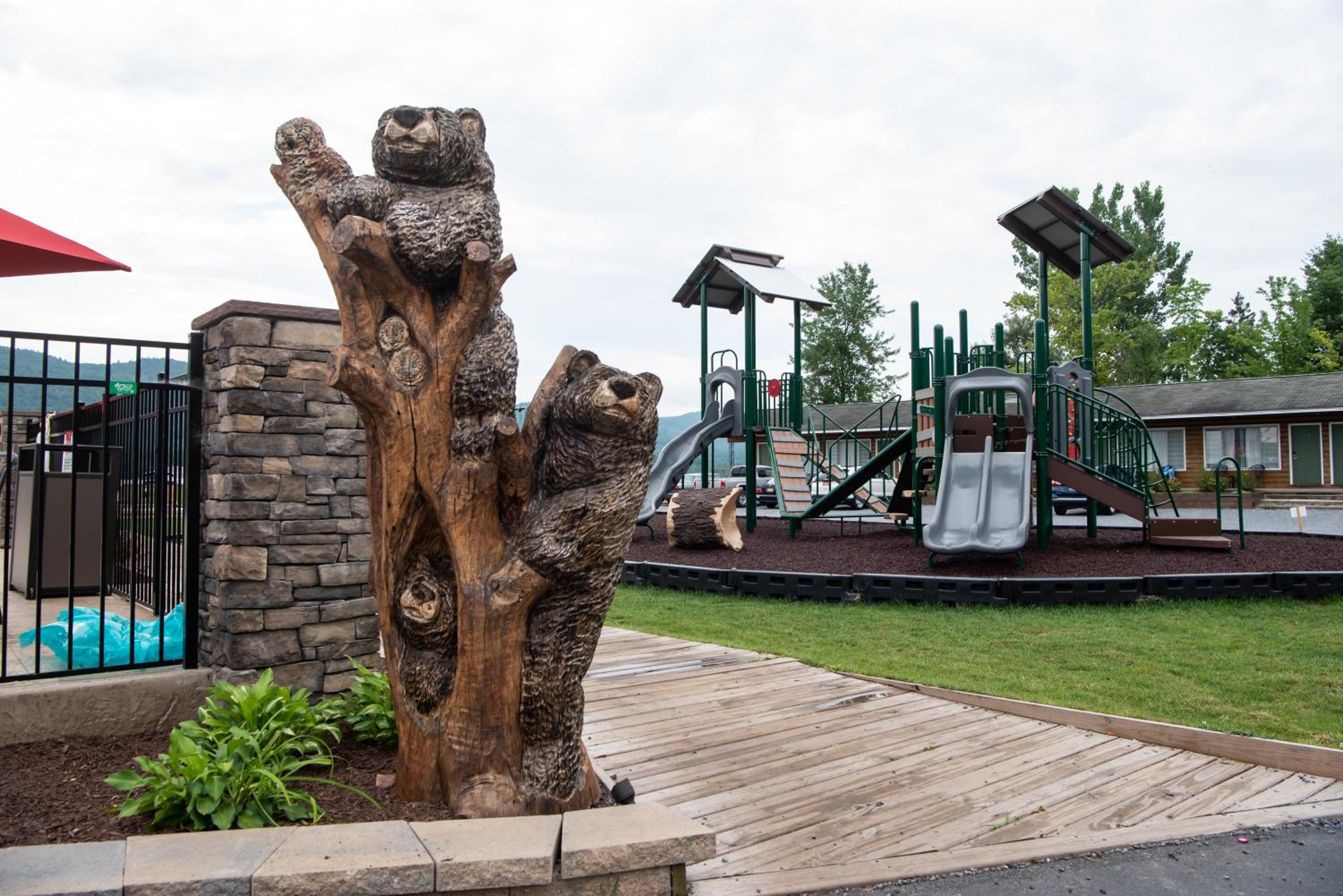 Scotty's Lakeside Resort