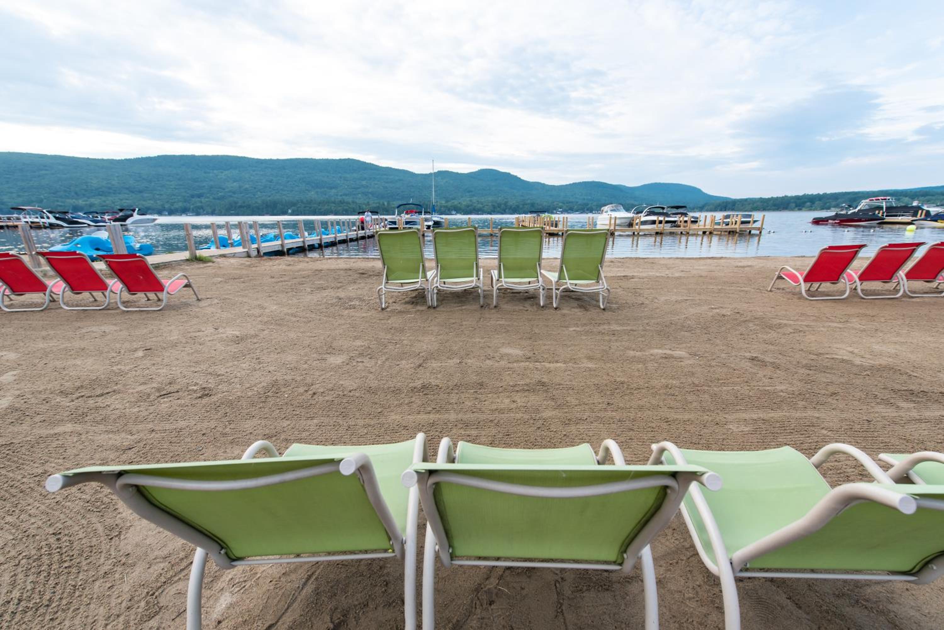 Scotty's Lakeside Resort