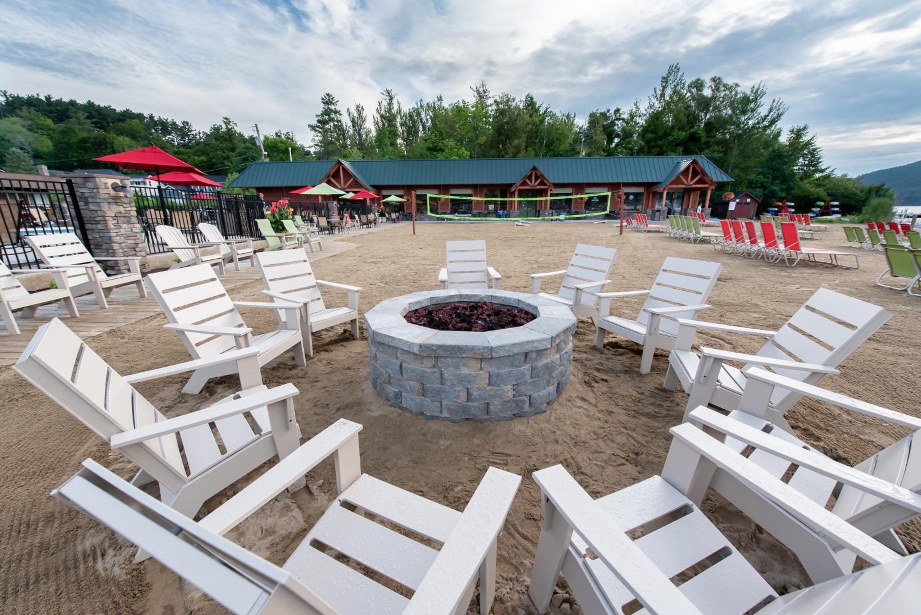 Scotty's Lakeside Resort