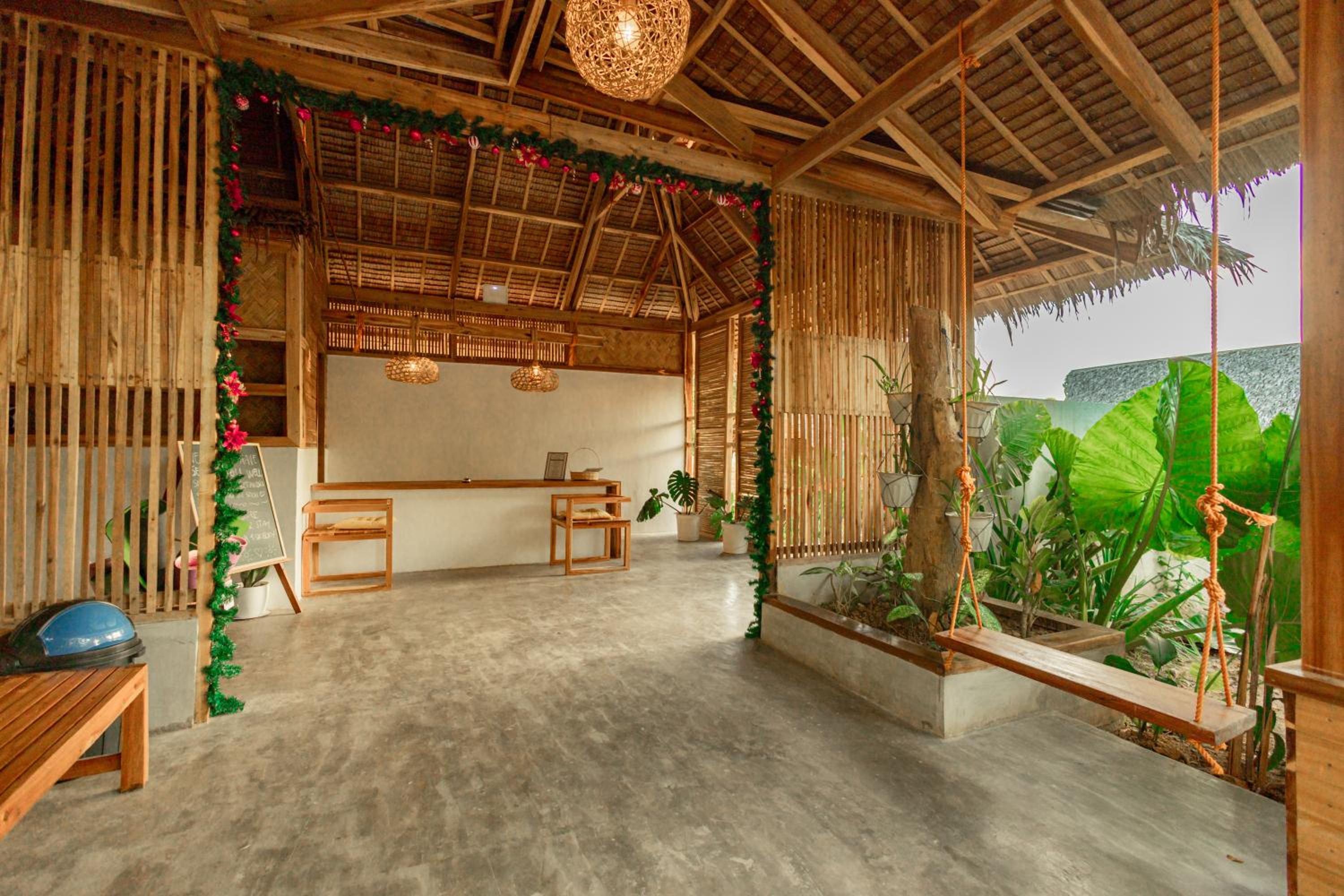 Domes and Dreams Lio Glamping view 3