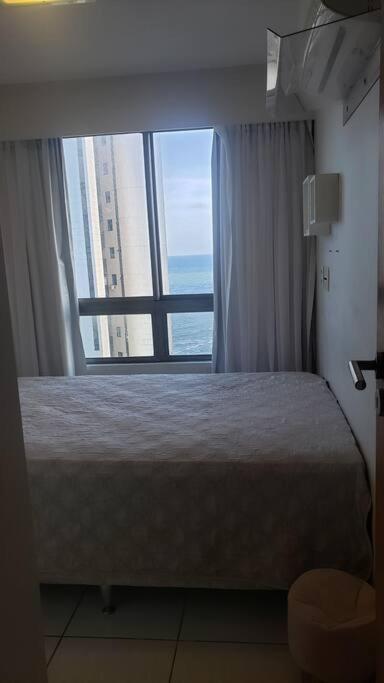 Lindo Apartamento Av. Boa Viagem. 2Qts. Cozinha completa