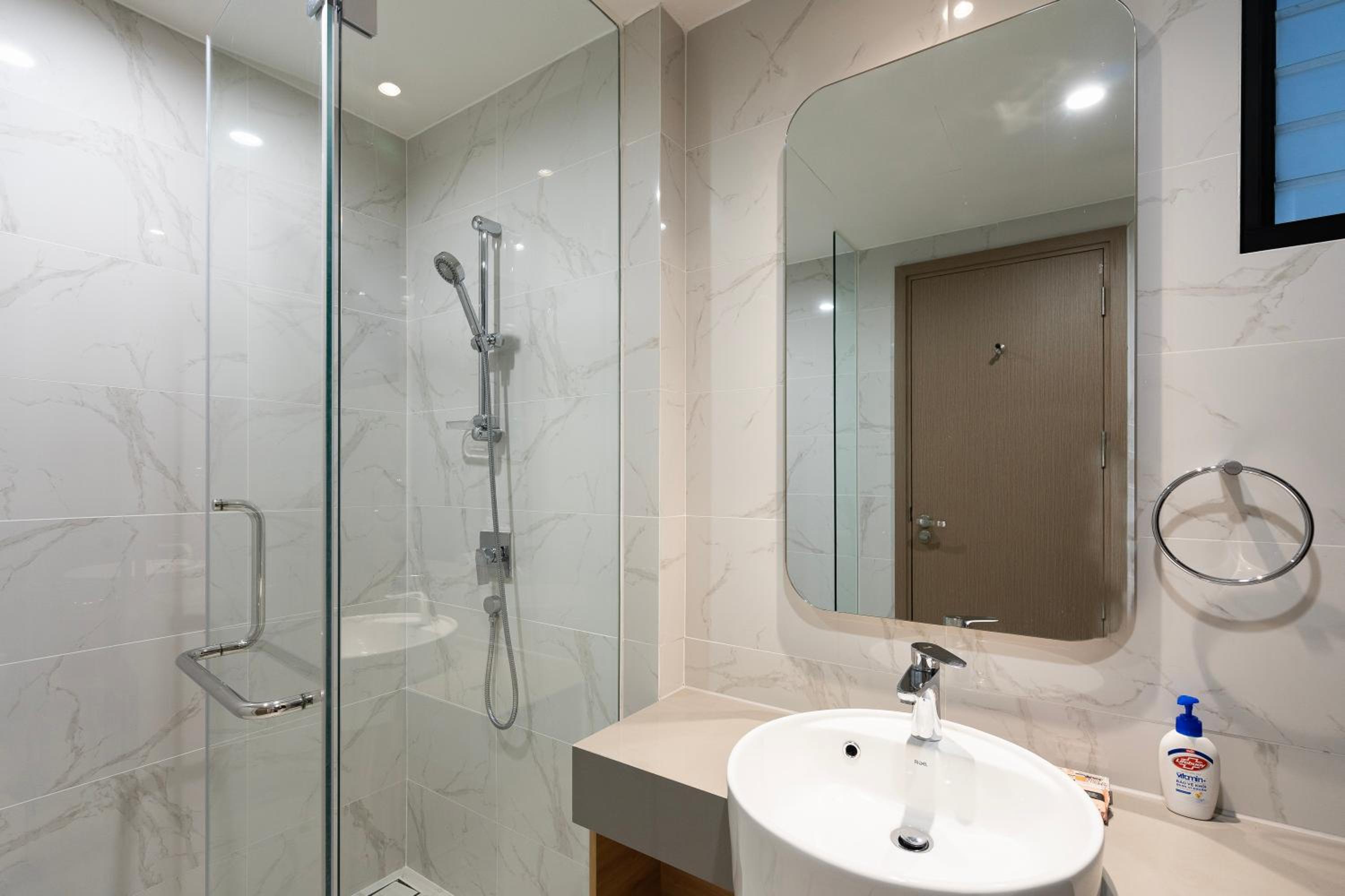 Zenity 3BR Condo: Luxury and Comfort in Quận 1