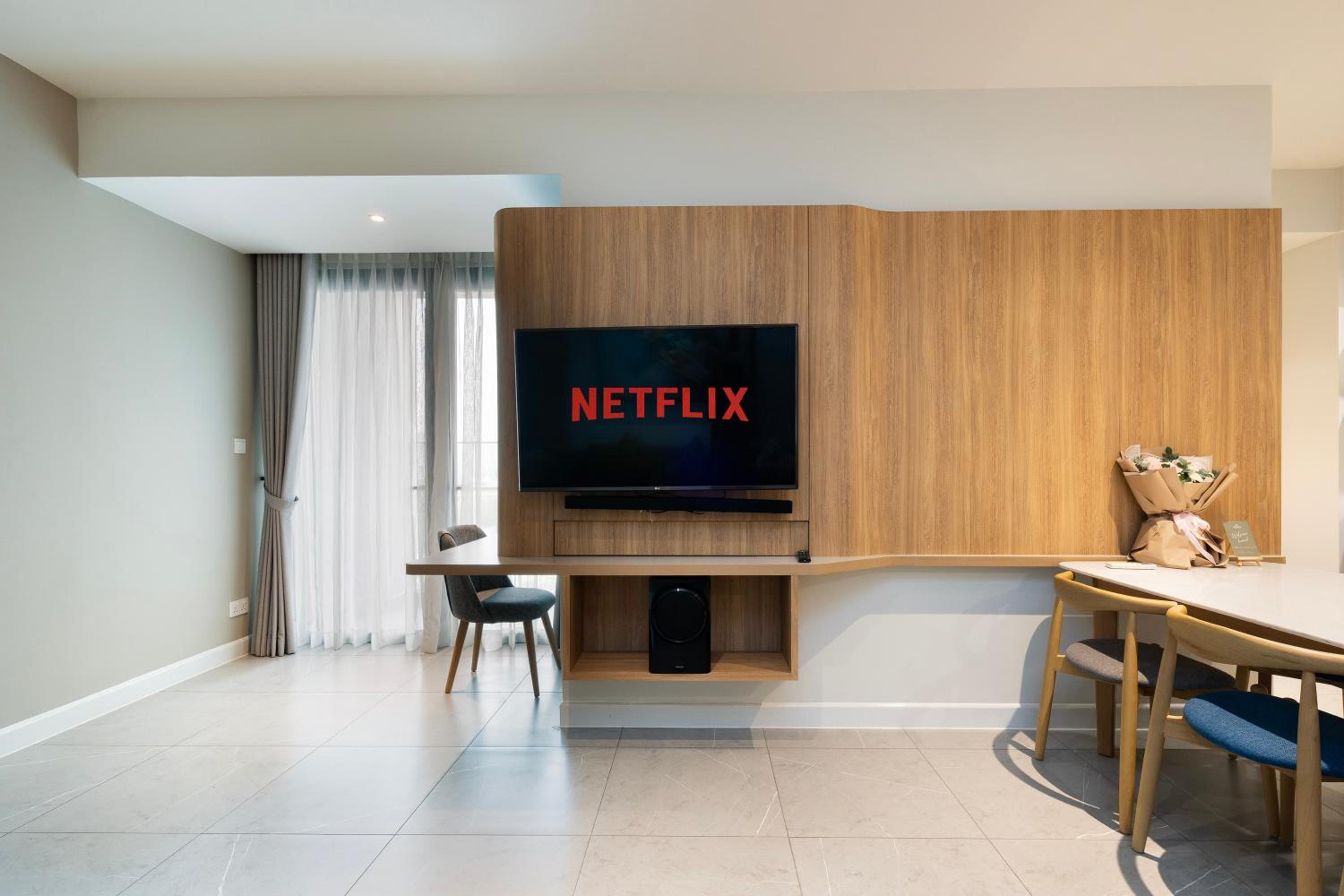Zenity 3BR Condo: Luxury and Comfort in Quận 1