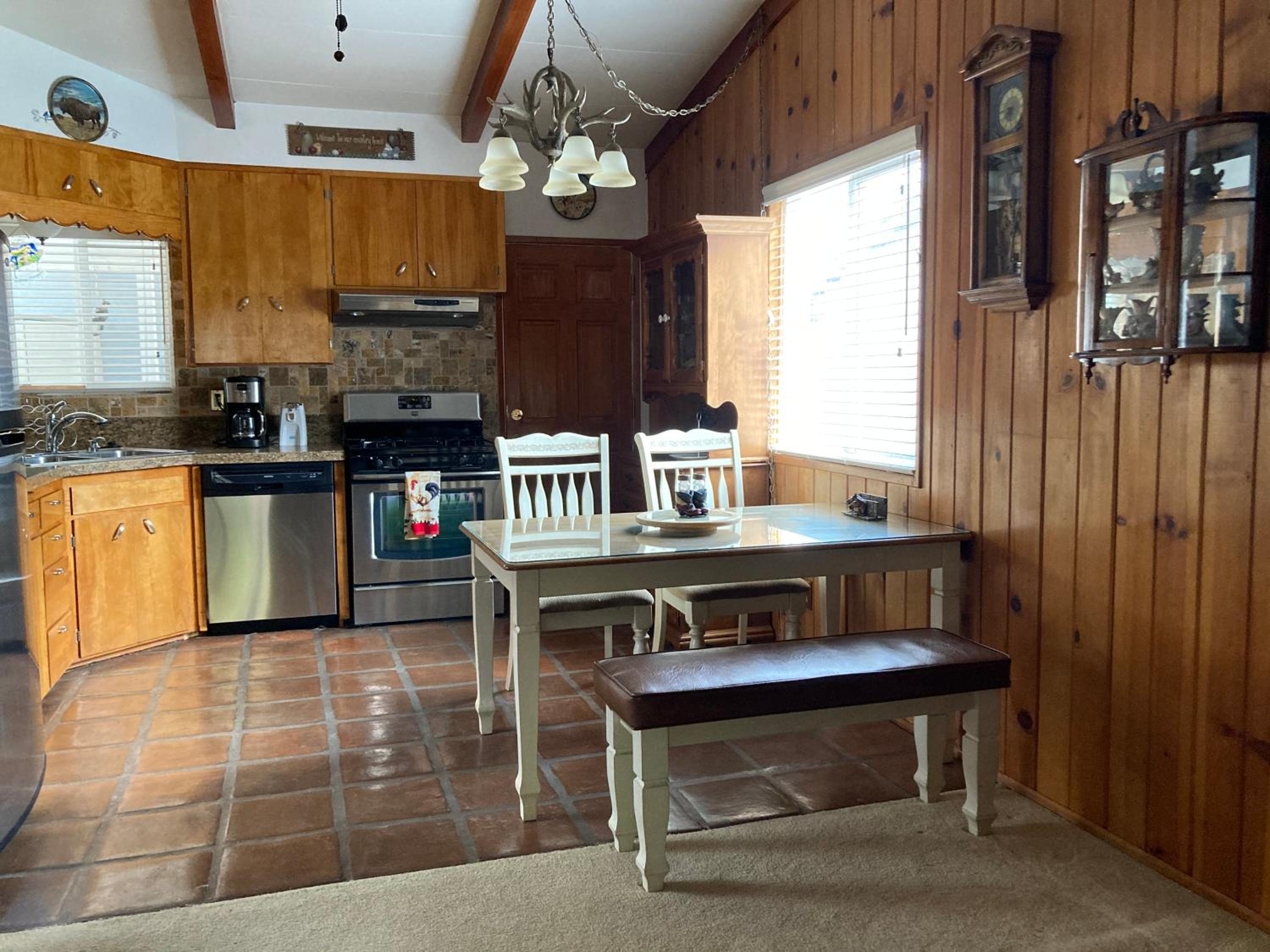Kernville - walk to River Kern & Downtown