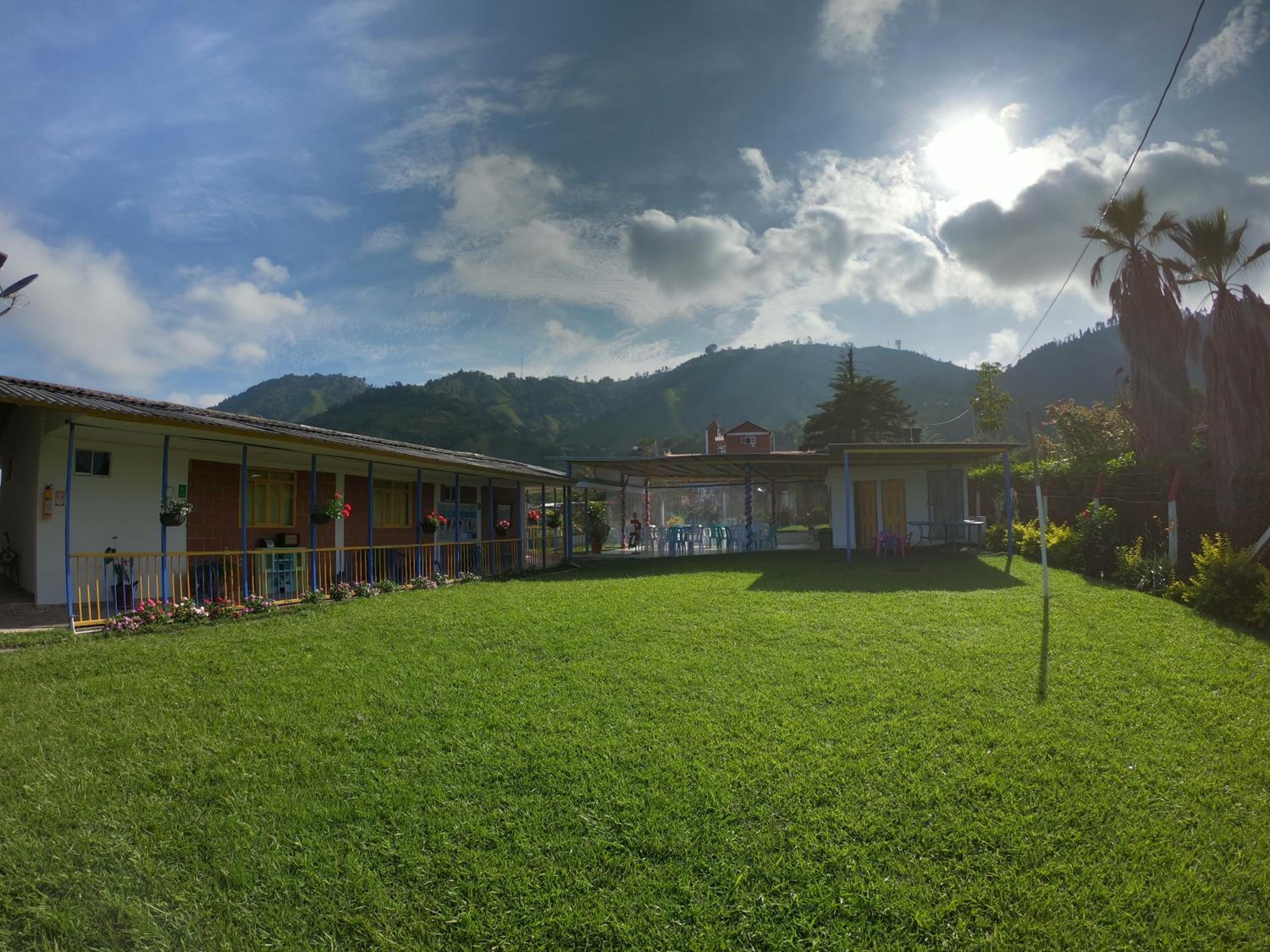LA RIVERA HOSTERIA CAMPESTRE
