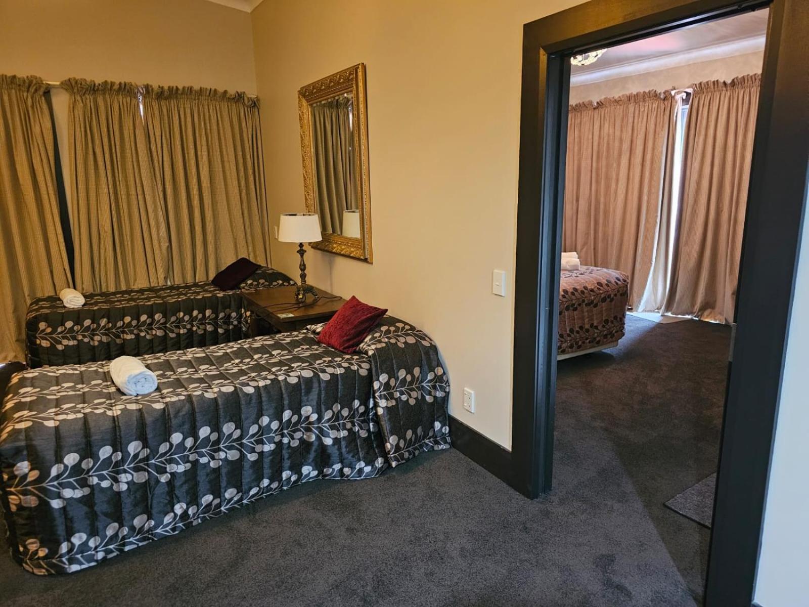Gateway Motor Inn