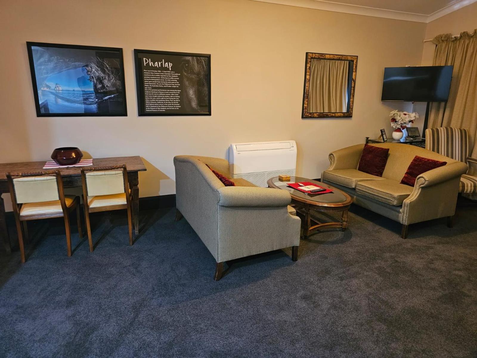 Gateway Motor Inn