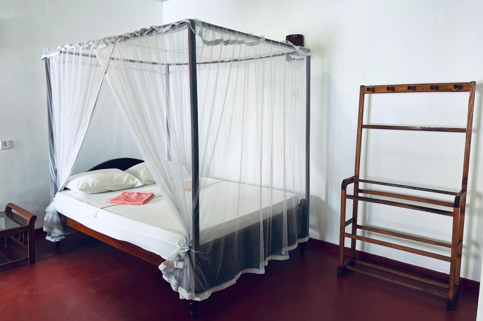 Ranmitha Villa Weligama
