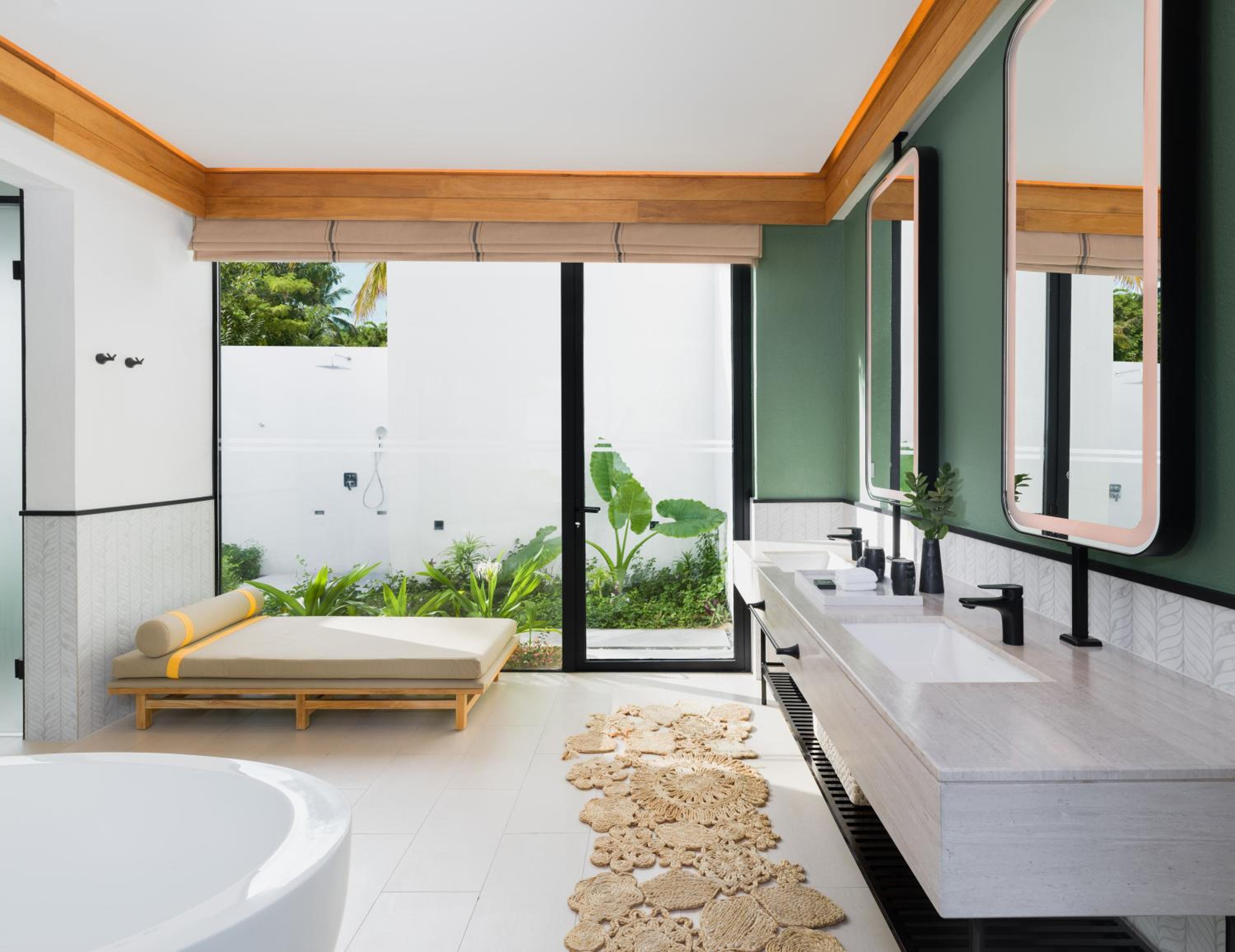 Hilton Maldives Amingiri Resort & Spa 72