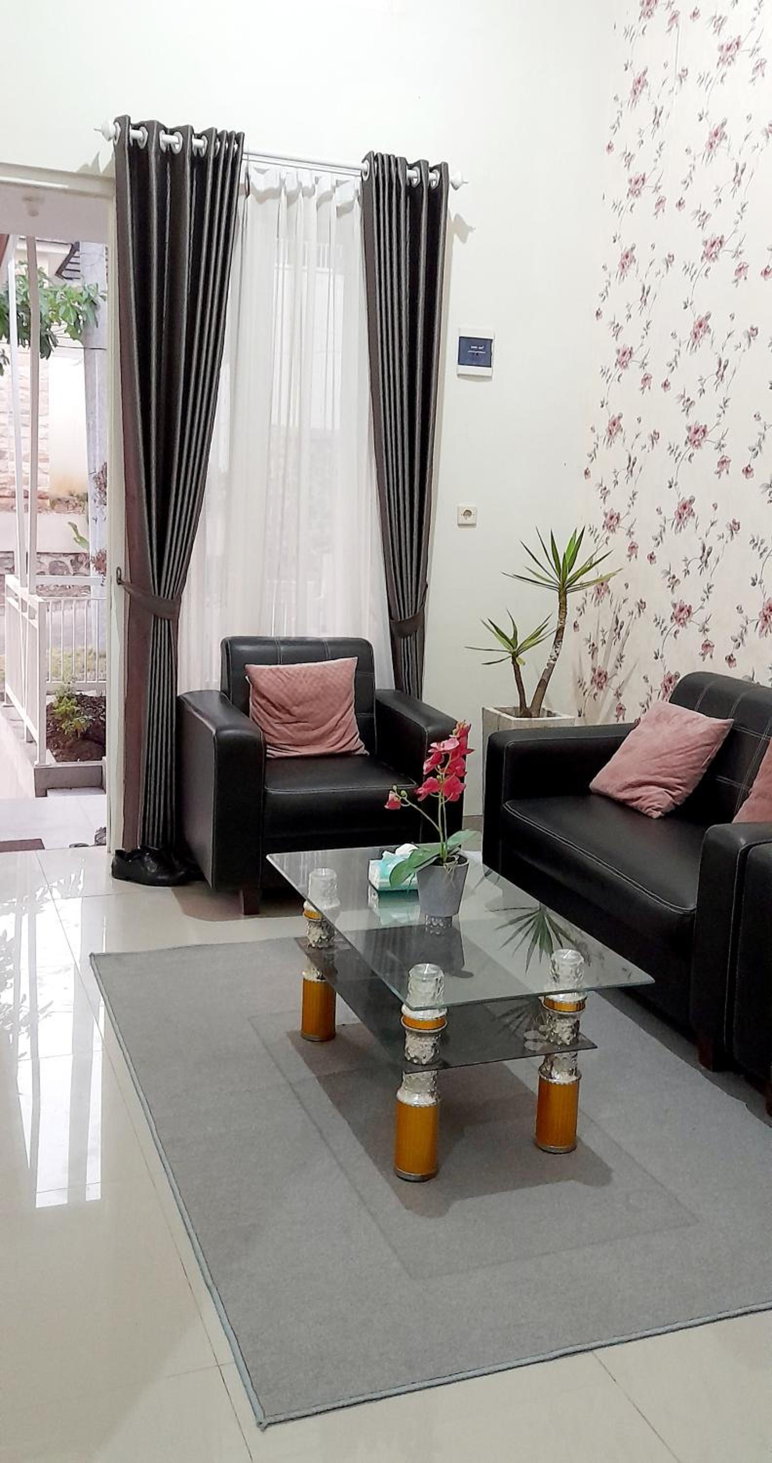 VILLA YANTI PERMATA GARDEN view 3