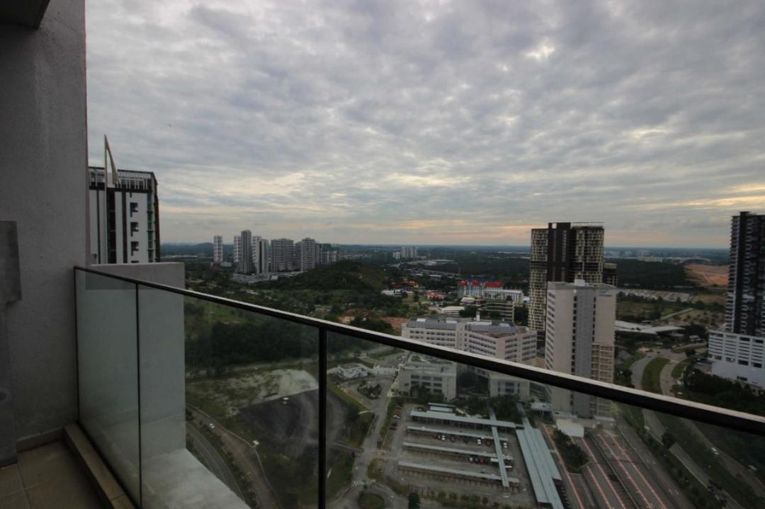 Grand Medini Deluxe Suites photo 6