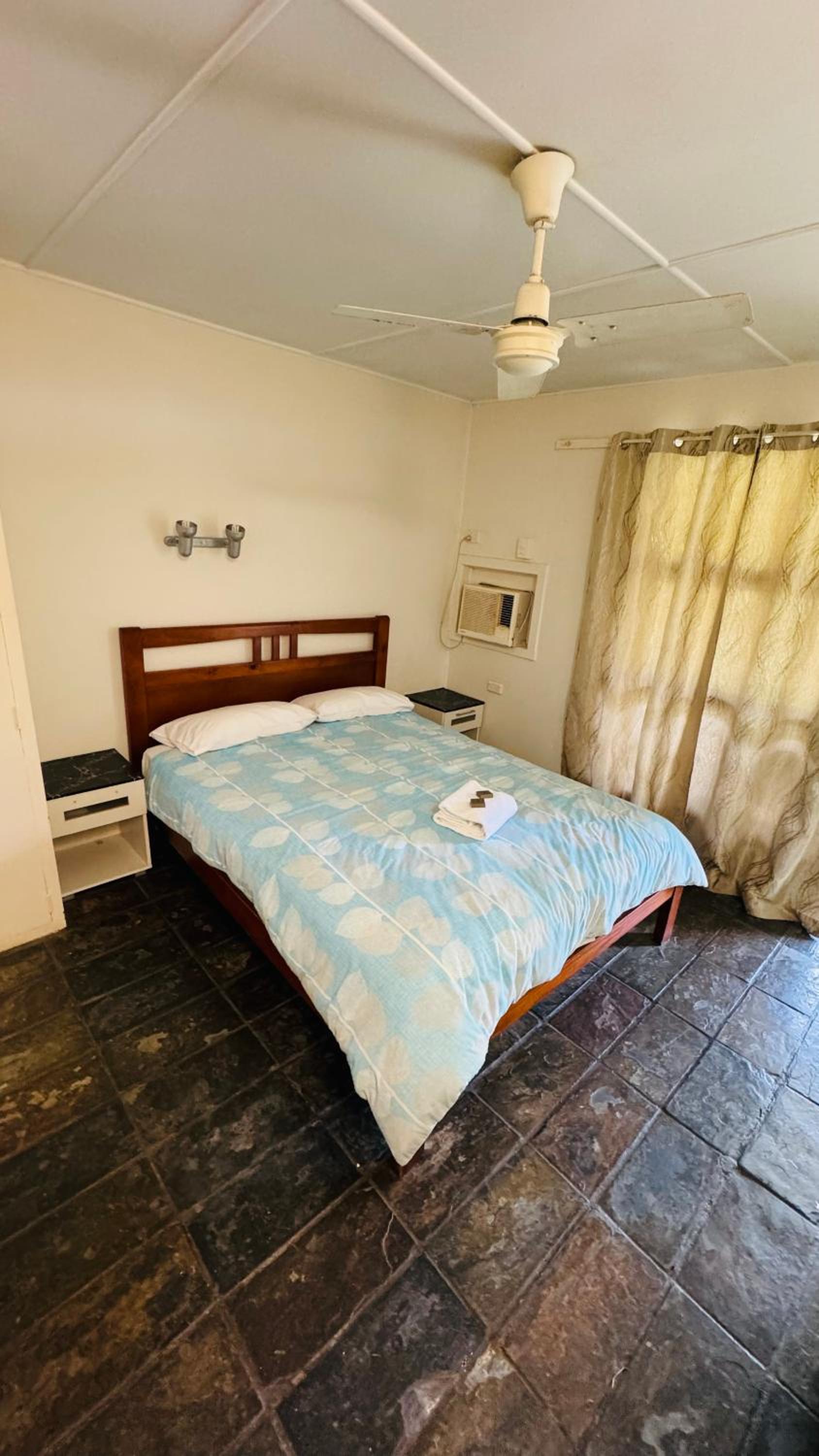 Colosseum Creek Motel