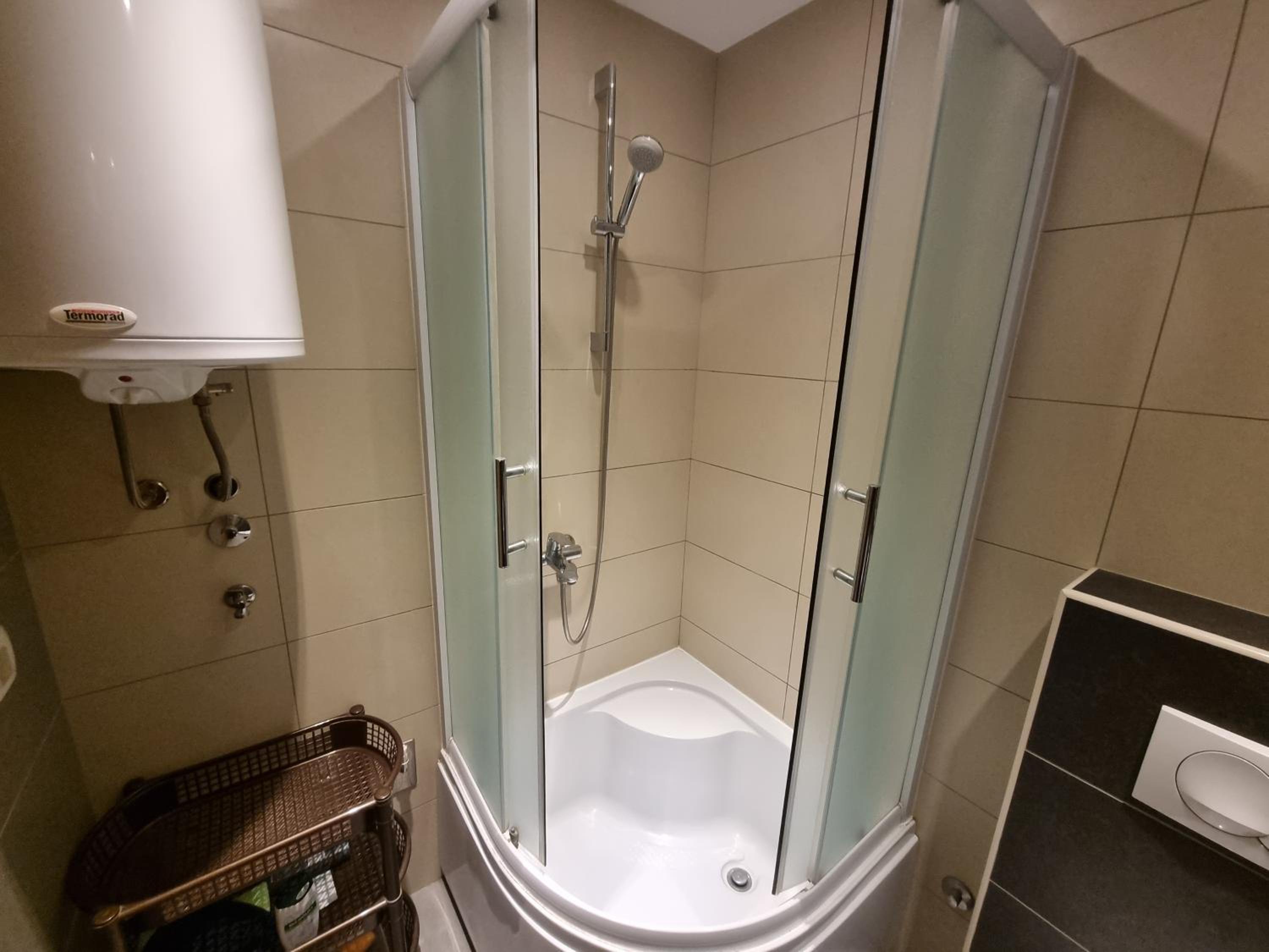 Apartman Djole: 1-bedroom condo with free parking view 5