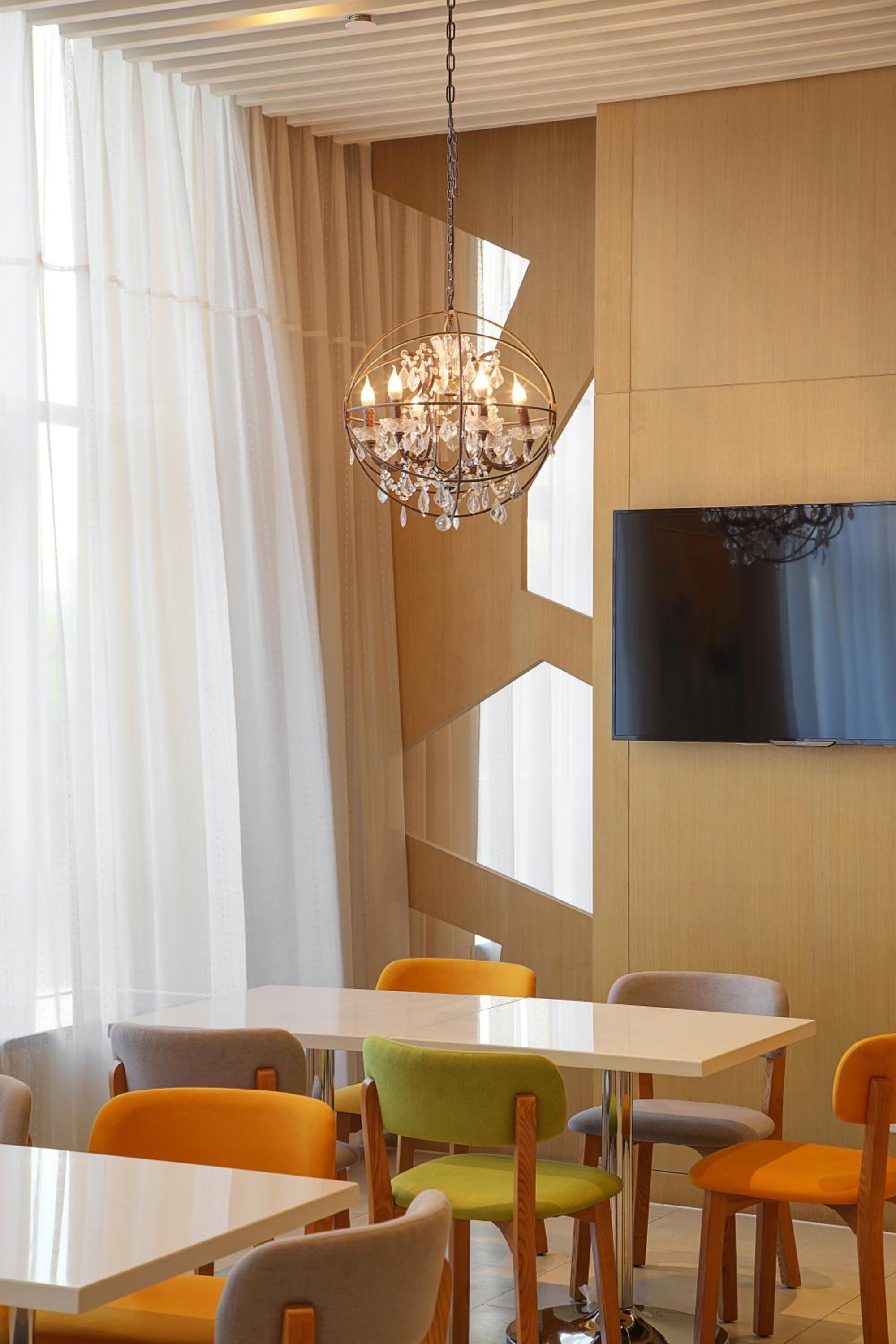 Jinan Vacations - Holiday Inn Express Jinan High-Tech Zone, an IHG Hotel - Property Image 24