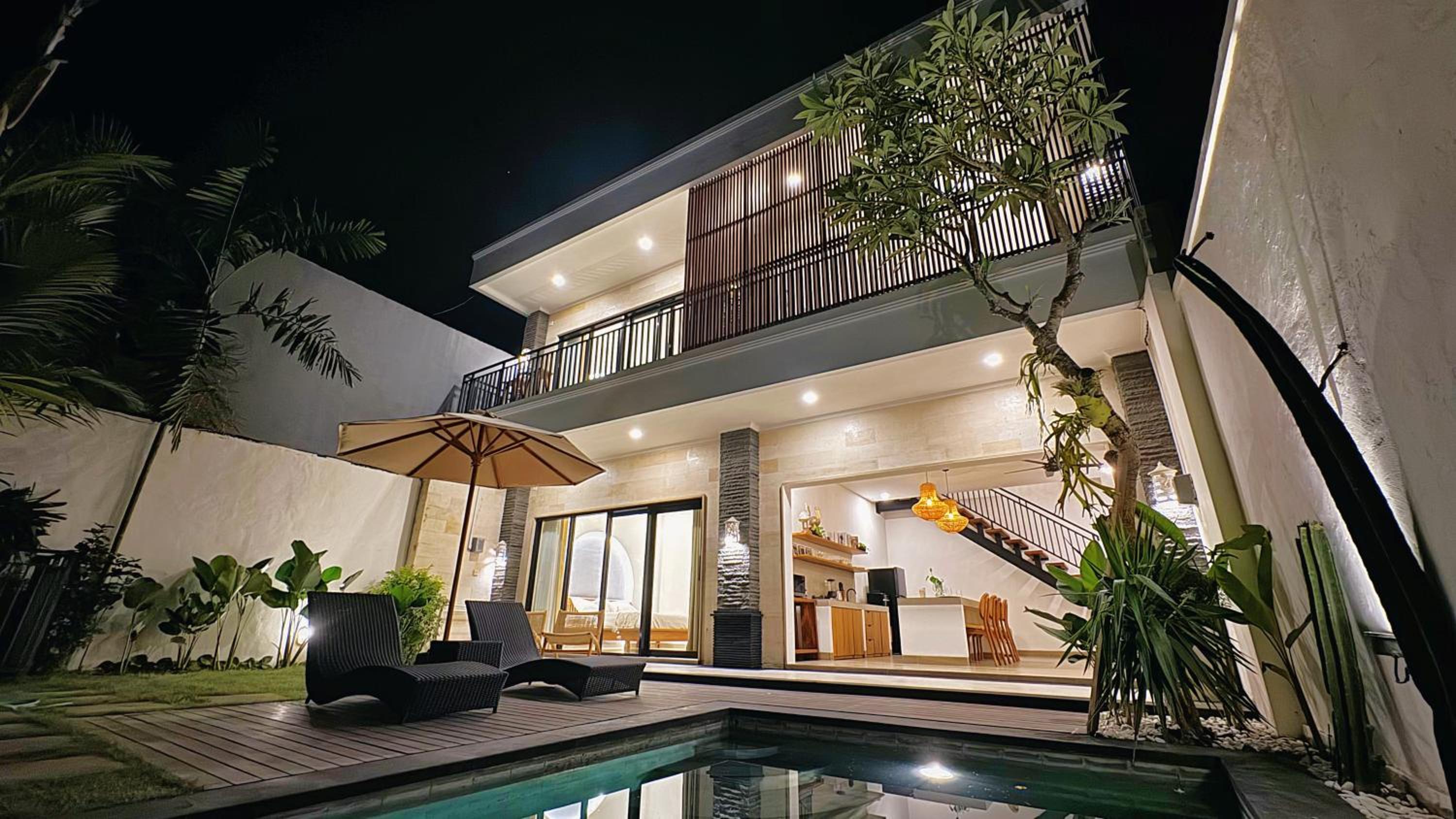 Villa Niu Center Canggu - FattyLion view 3