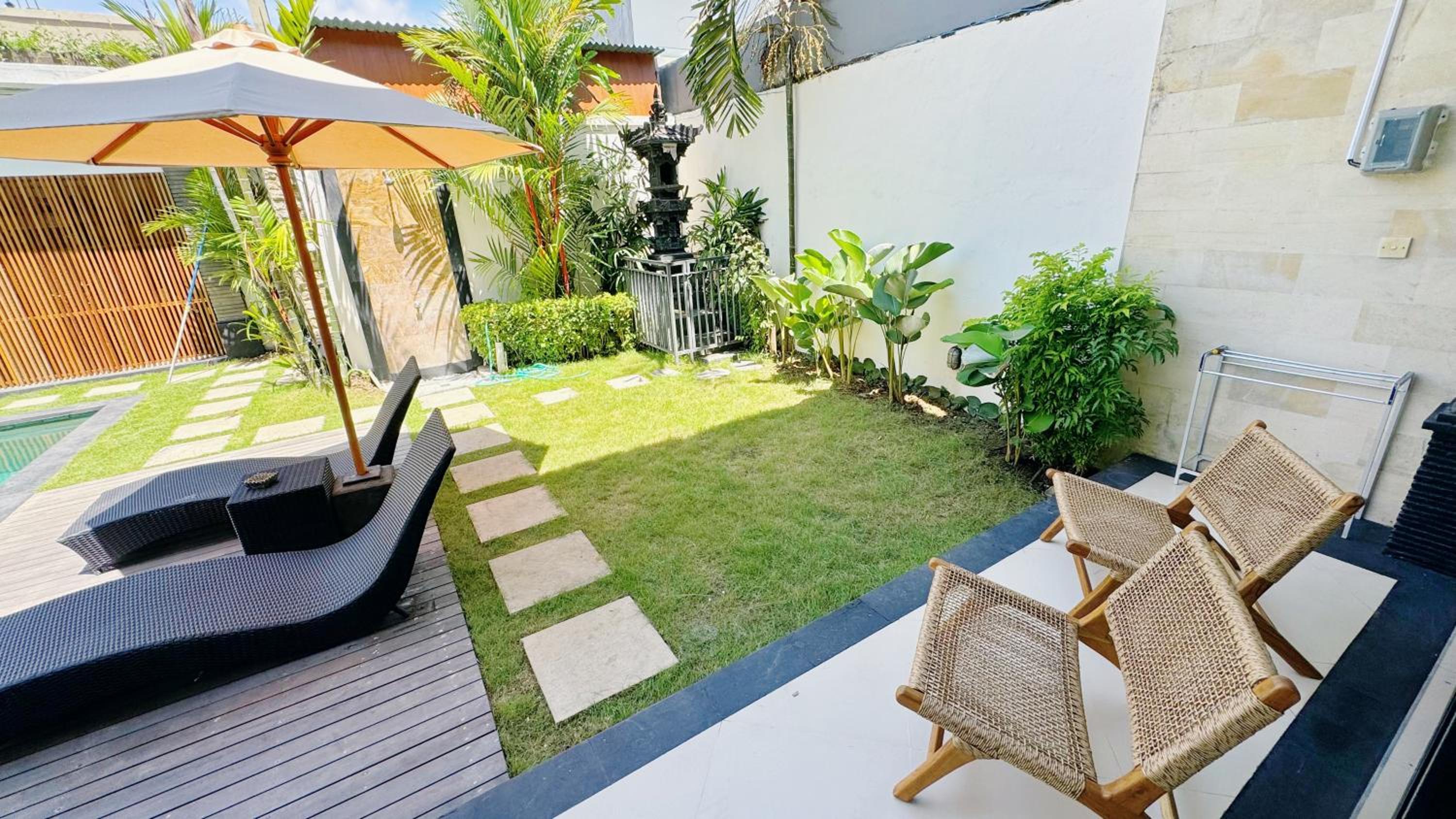 Villa Niu Center Canggu - FattyLion view 4